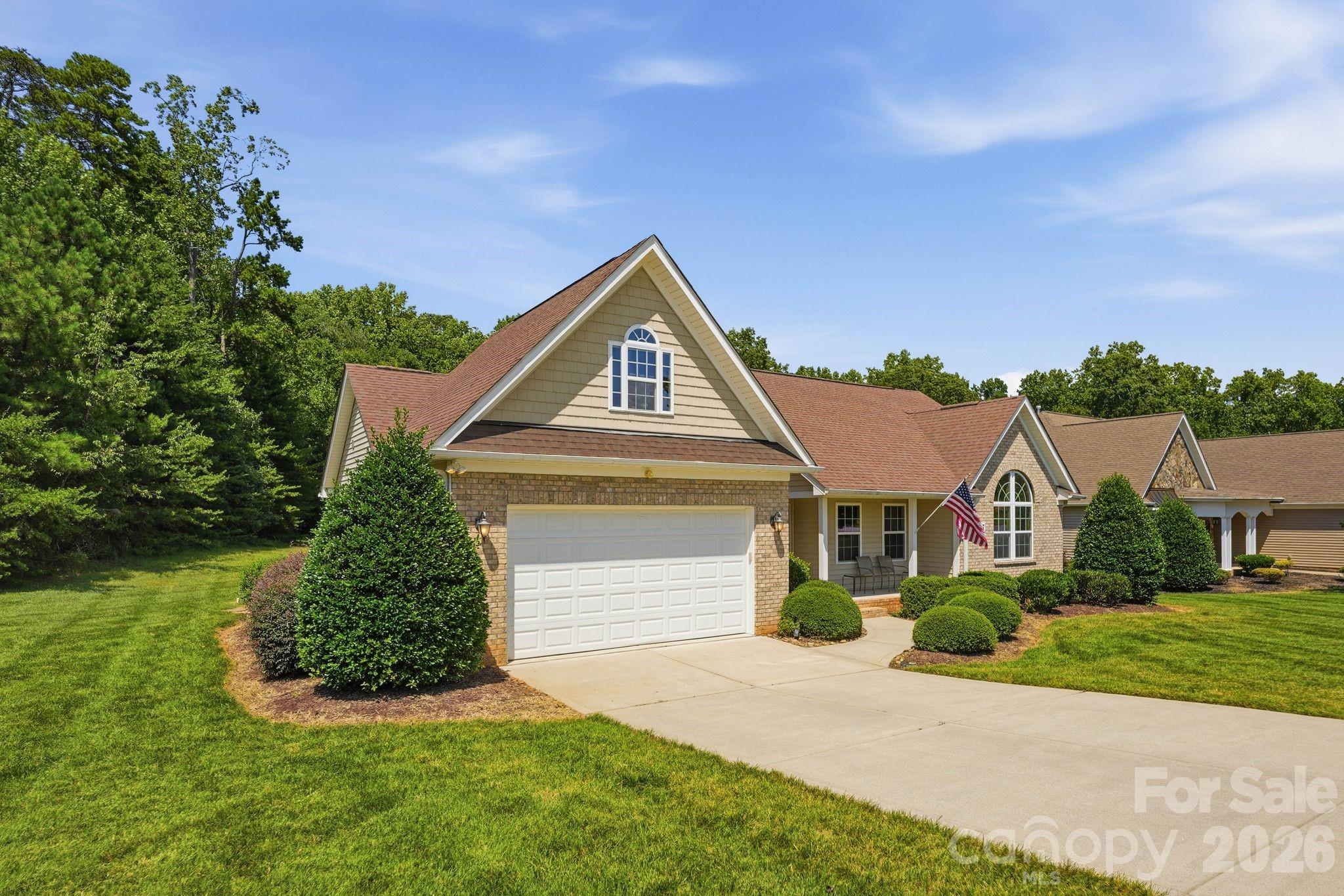 107 E Vista View Place — Mooresville