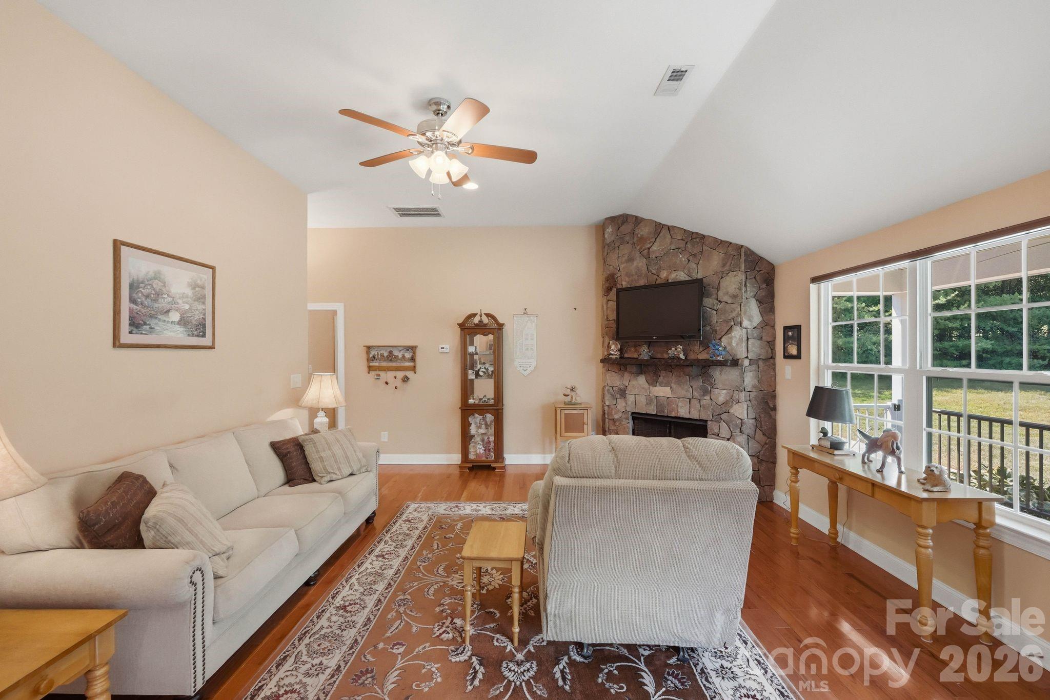 107 E Vista View Place — Mooresville