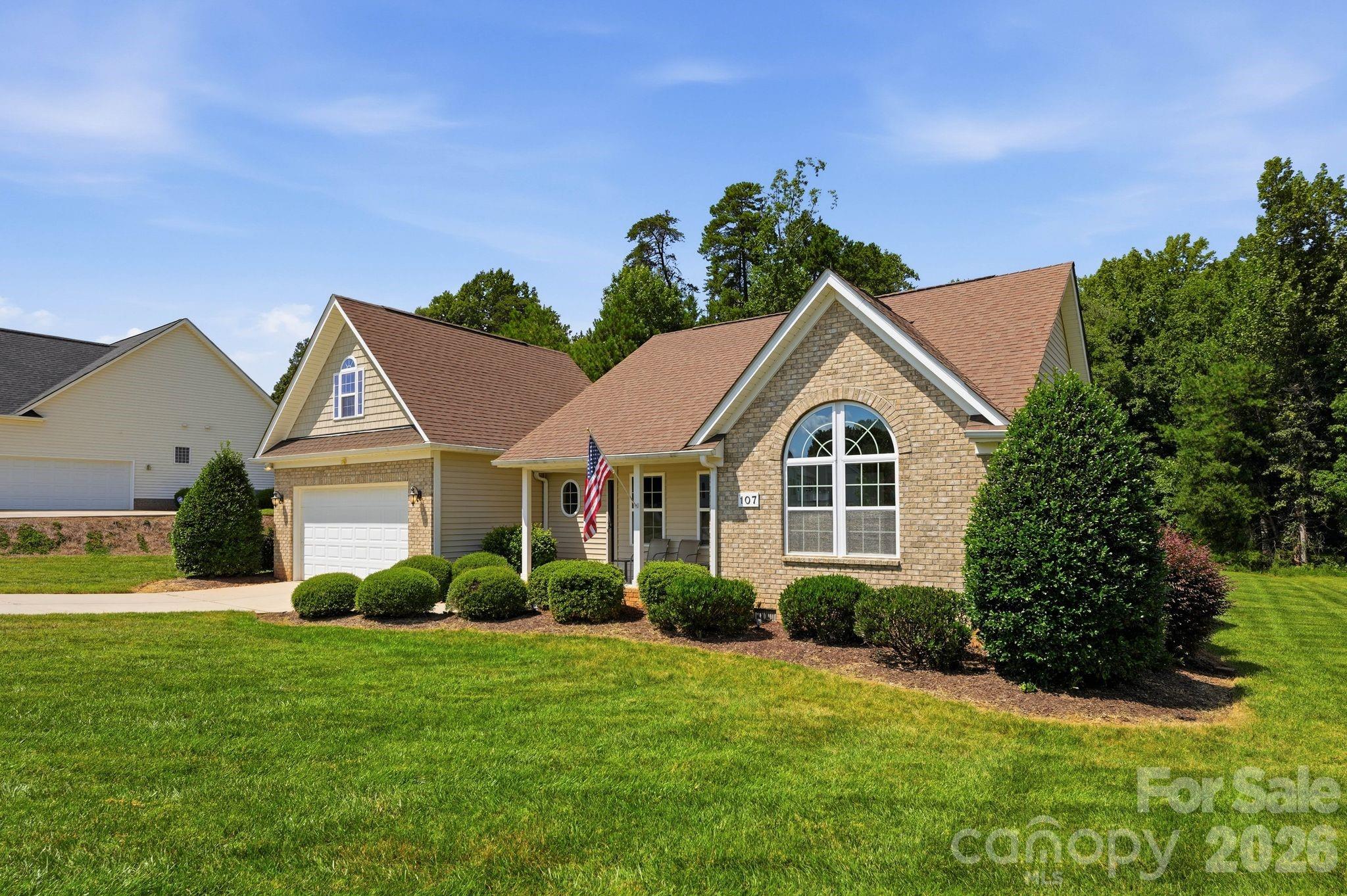 107 E Vista View Place — Mooresville