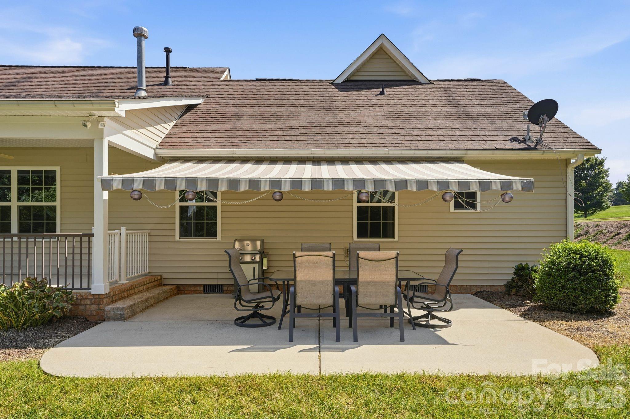 107 E Vista View Place — Mooresville