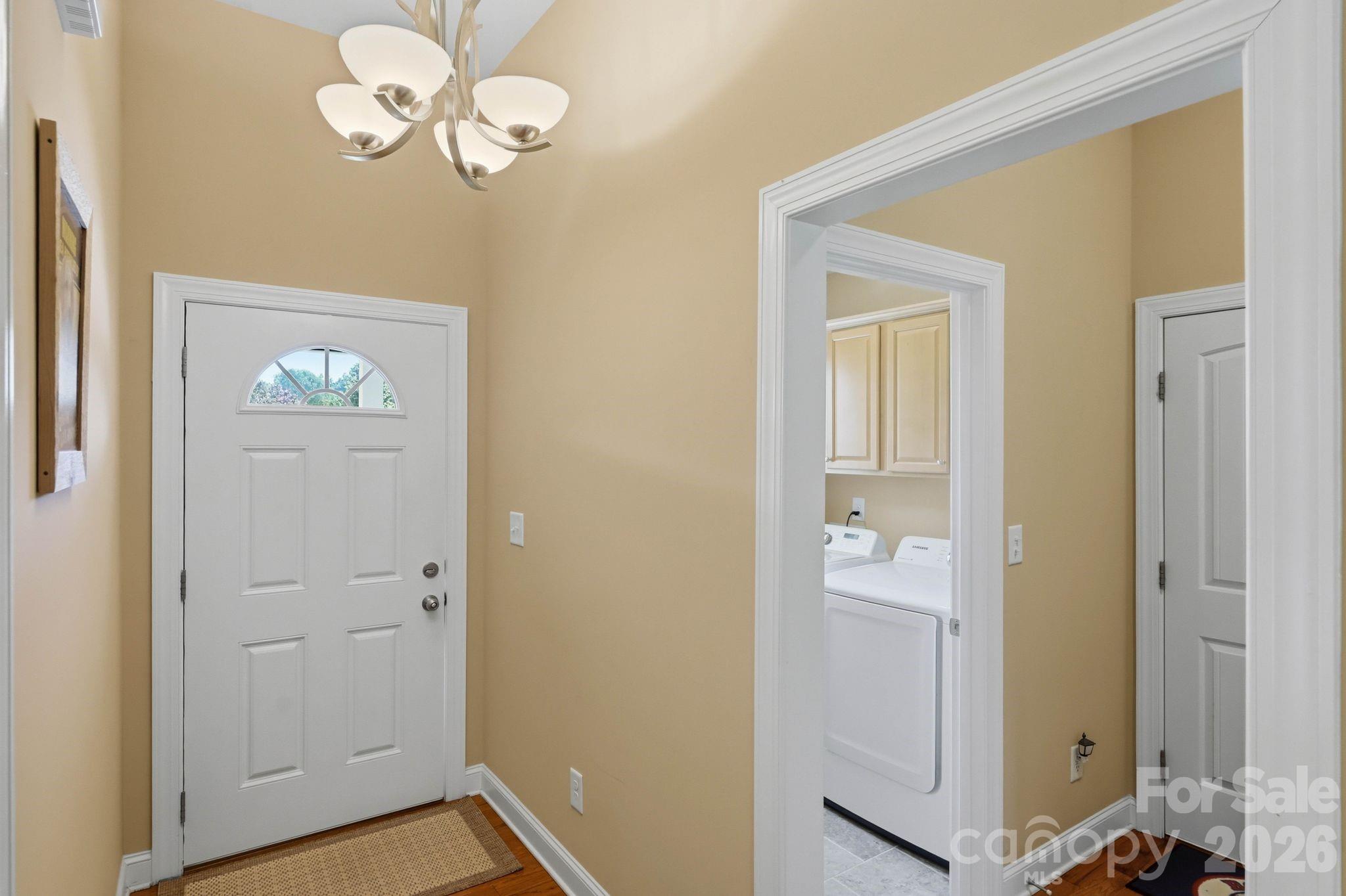 107 E Vista View Place — Mooresville