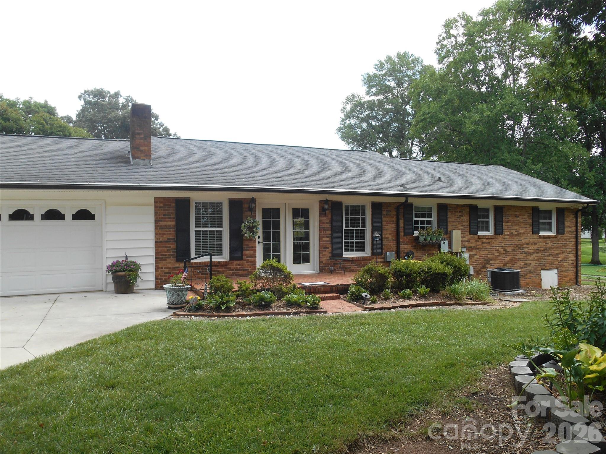 830 Salem Church Road — Lincolnton
