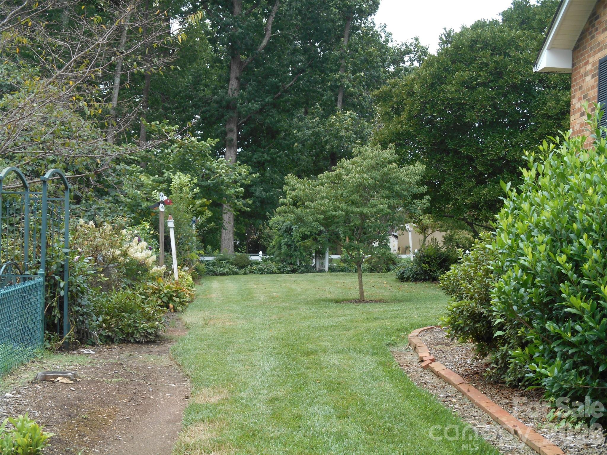 830 Salem Church Road — Lincolnton