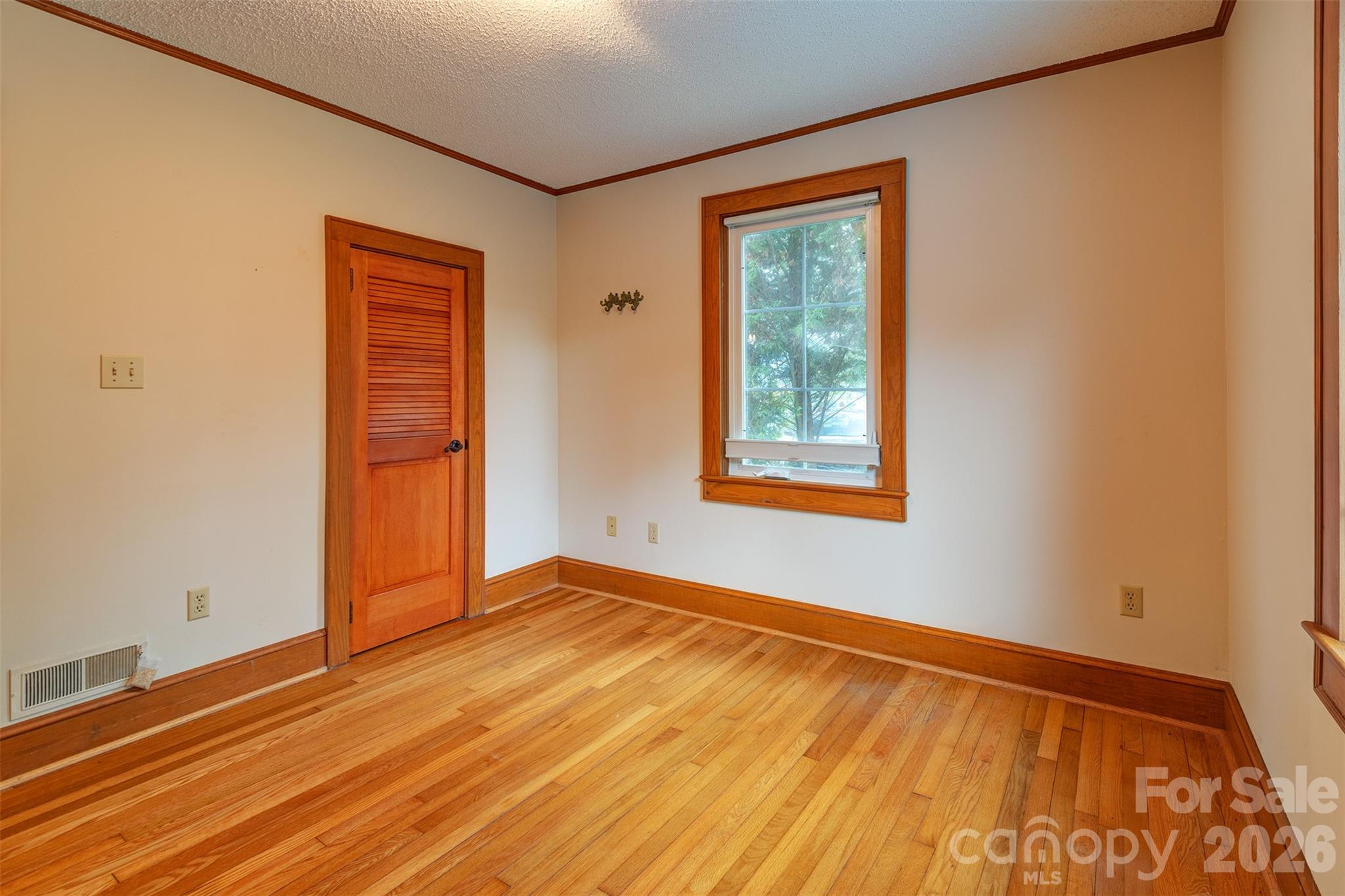 103 S Main Street — Weaverville