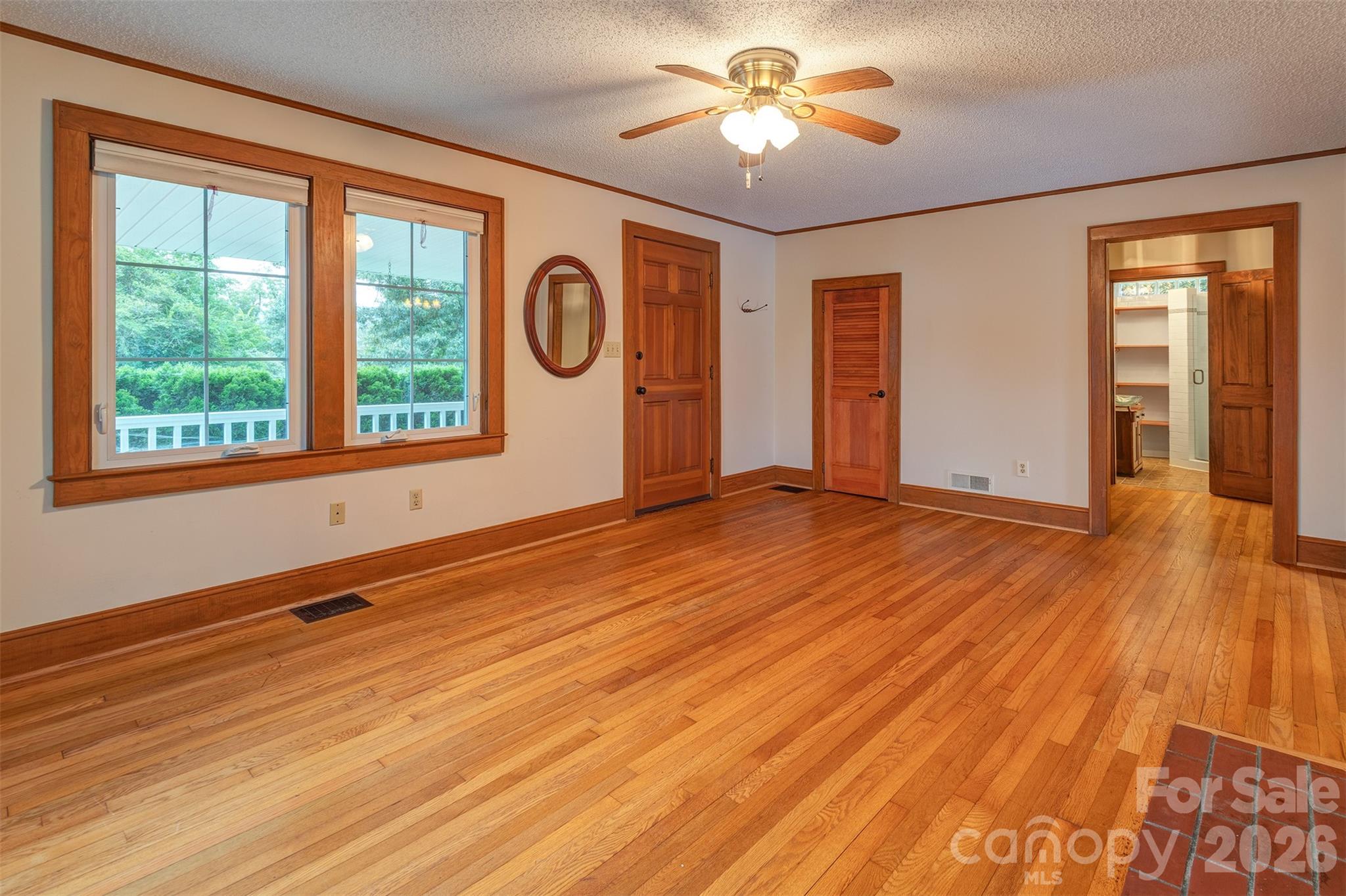 103 S Main Street — Weaverville