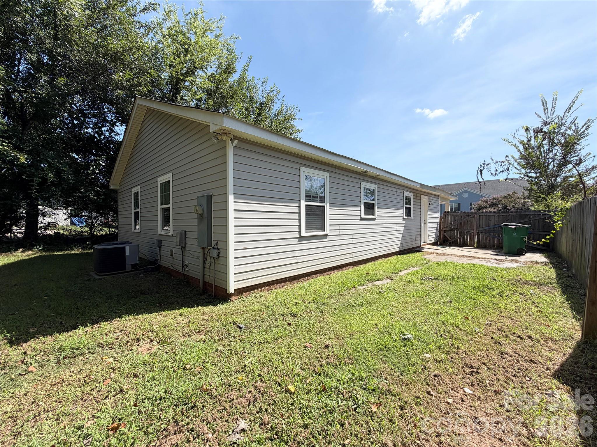 2107 Custer Street — Charlotte