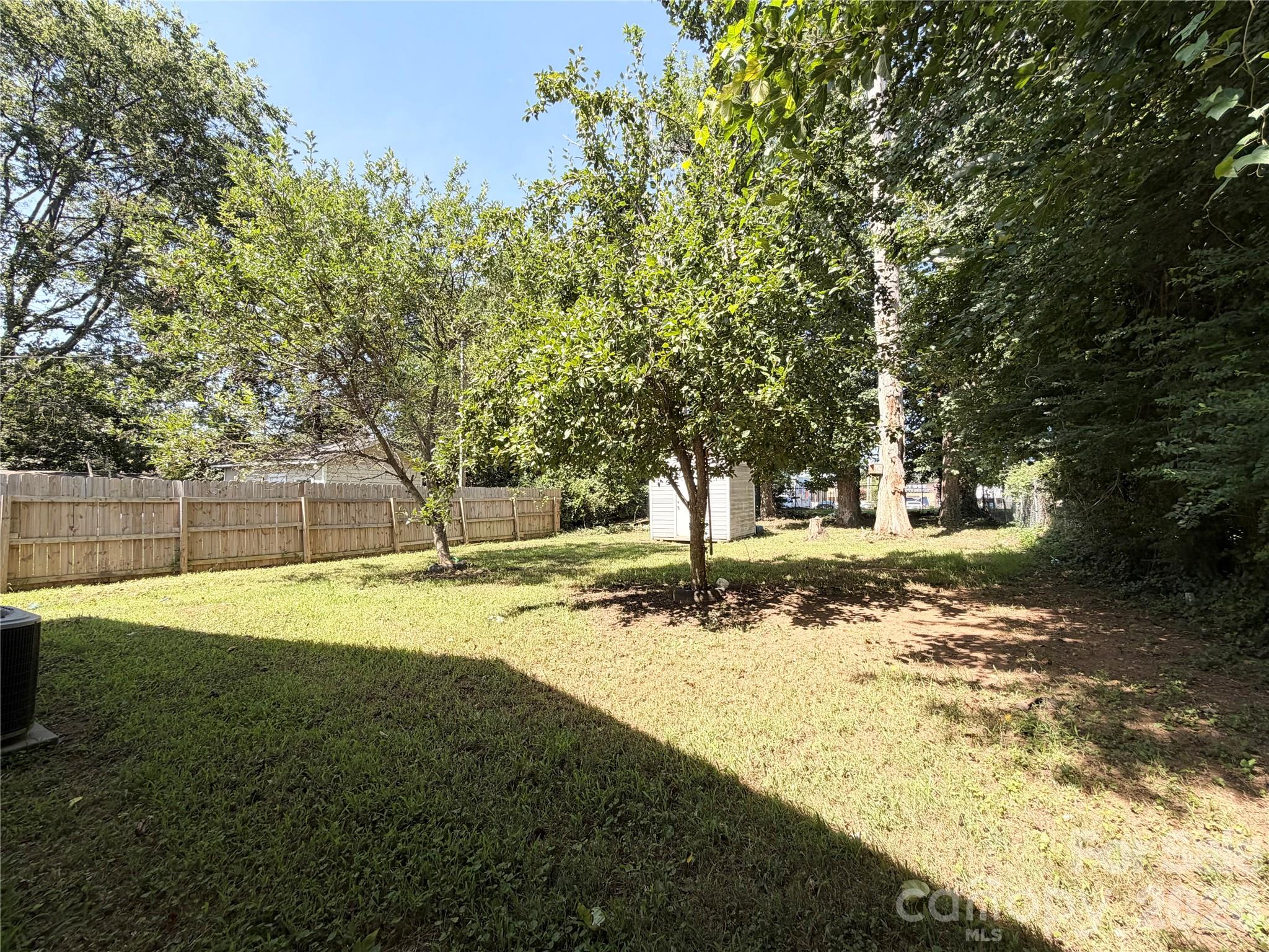 2107 Custer Street — Charlotte