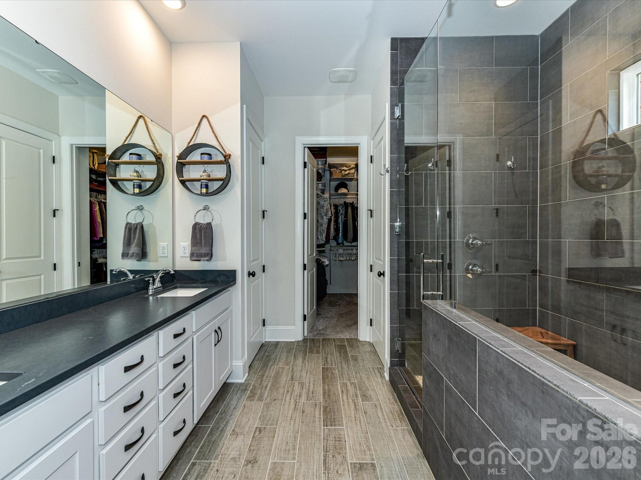 555 Shepherd Lane — Clover