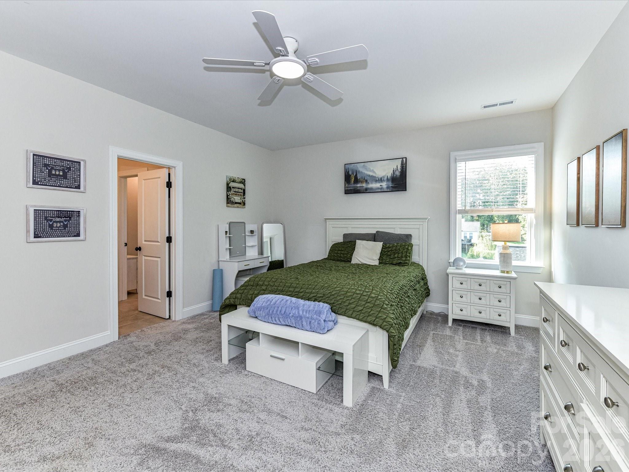 555 Shepherd Lane — Clover