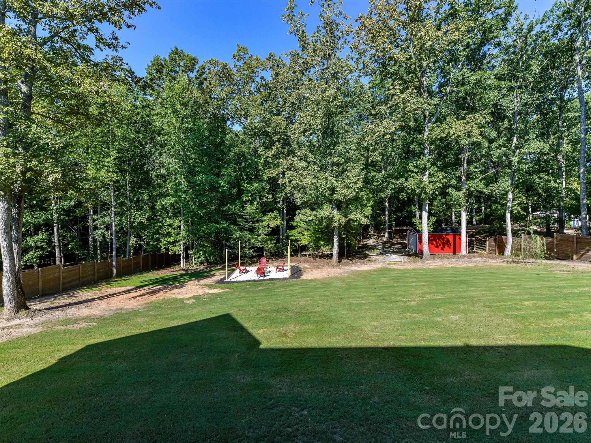 555 Shepherd Lane — Clover