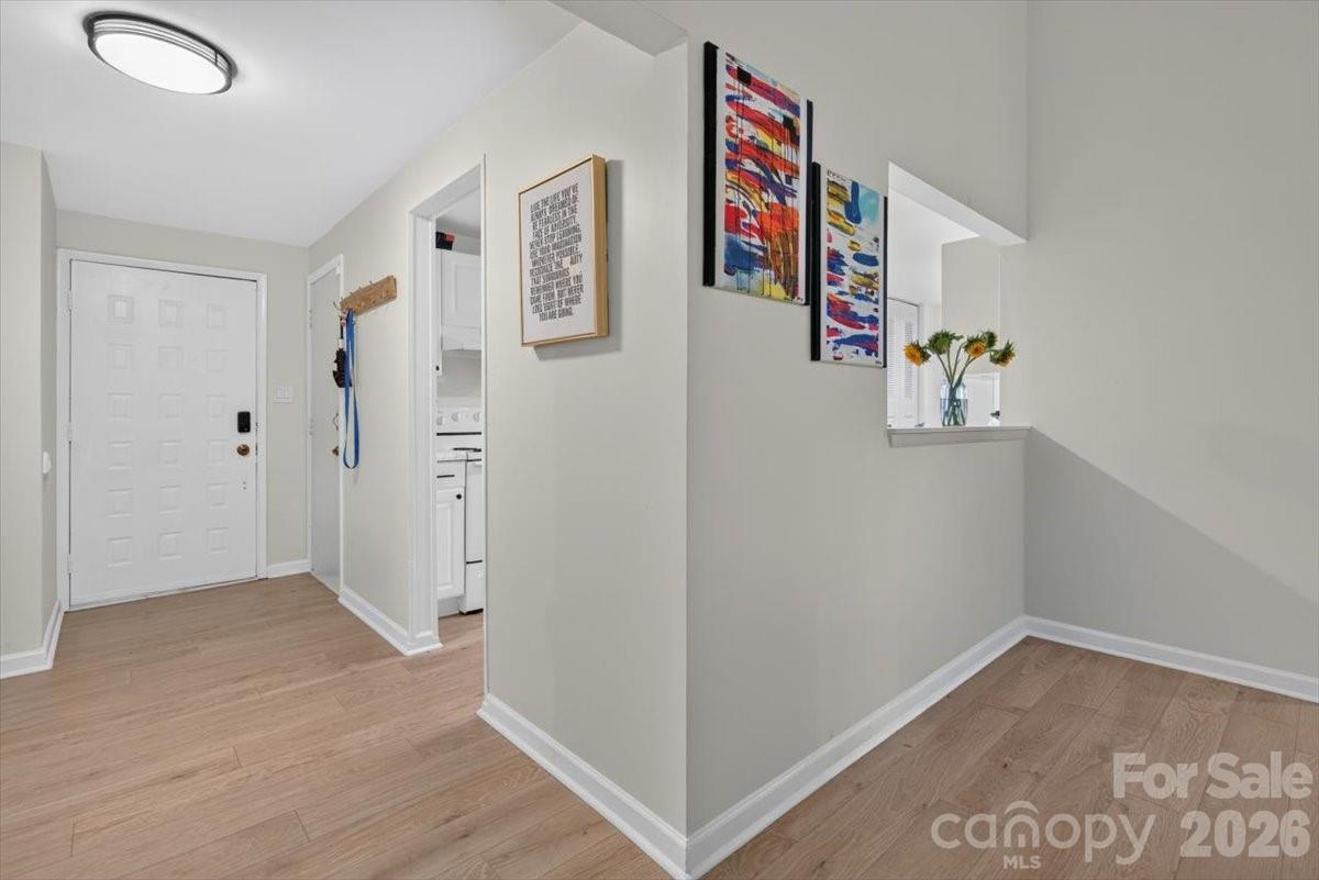 1623 Van Dyke Drive — Charlotte