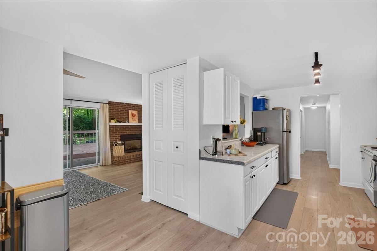 1623 Van Dyke Drive — Charlotte