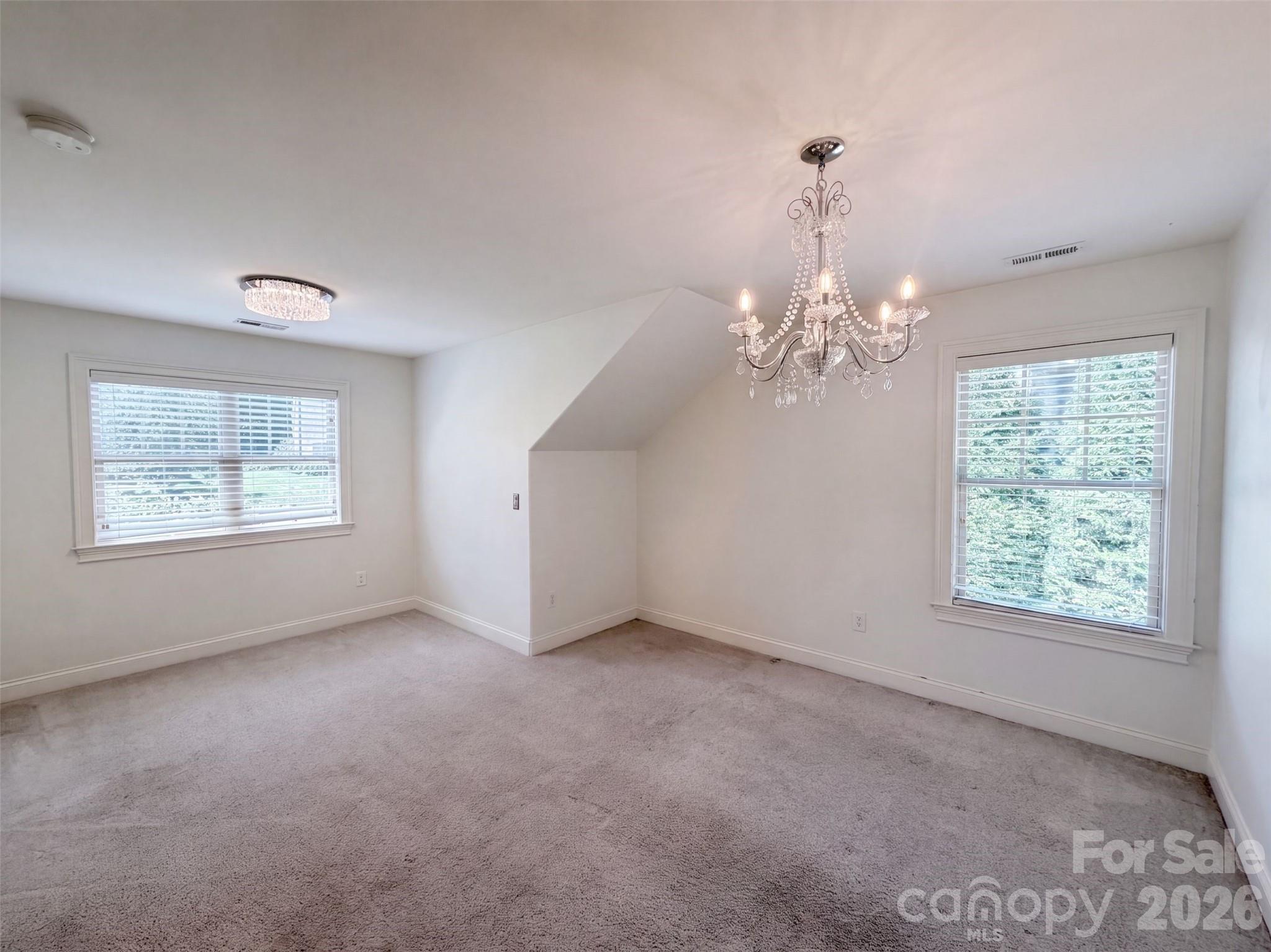 131 Lakeshore Hills Drive — Mooresville