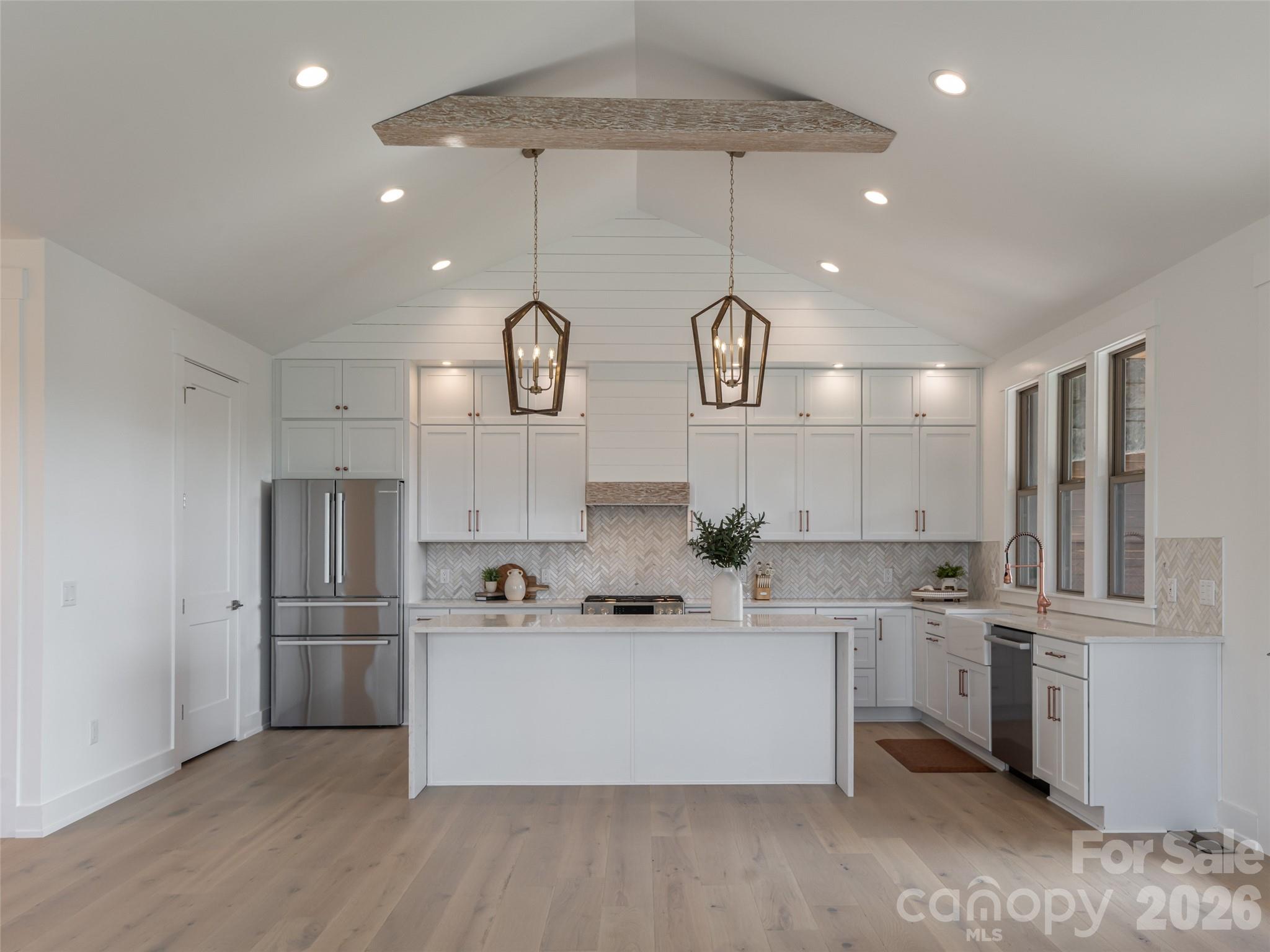 46 Solomia Drive — Mills River