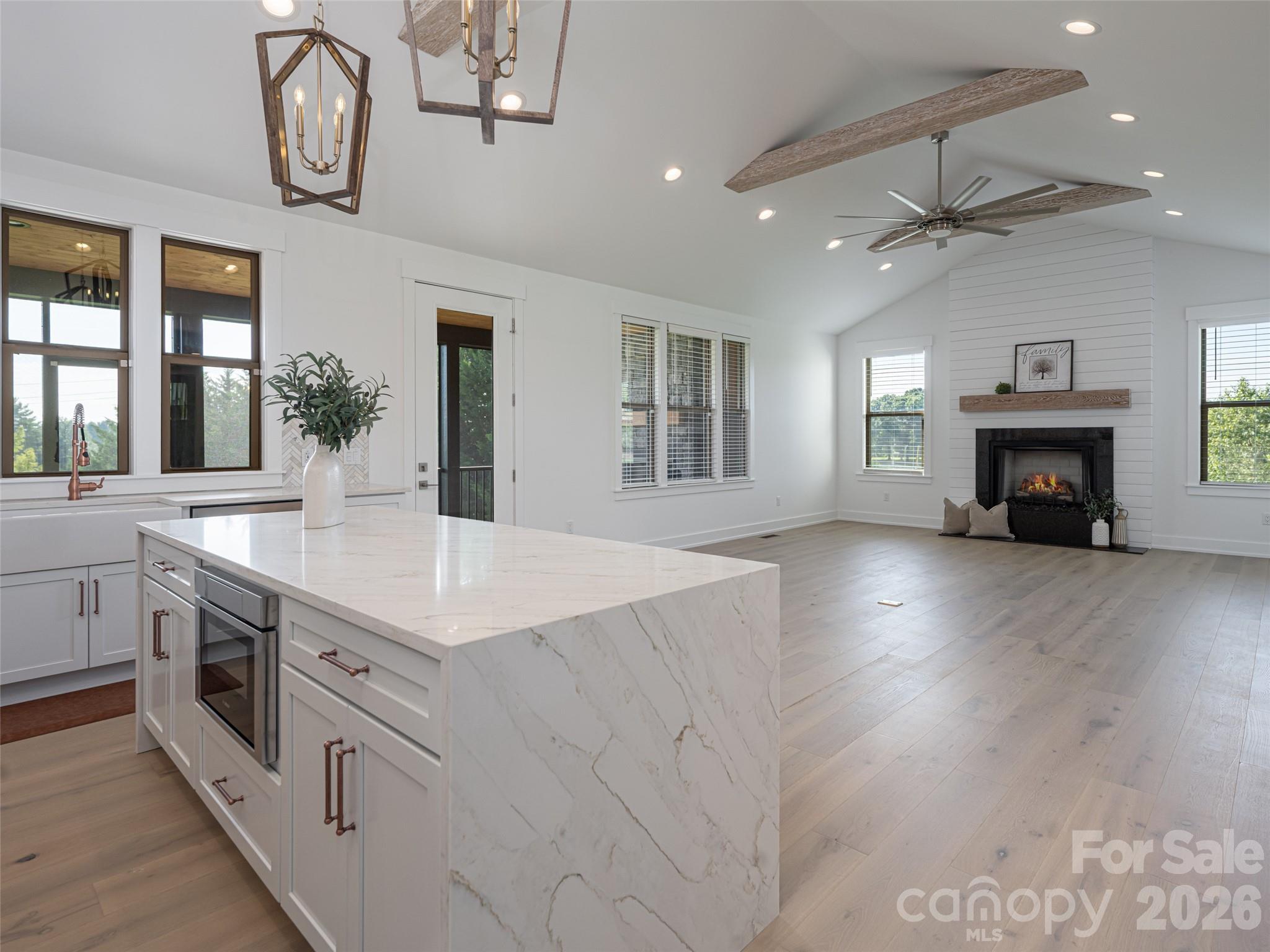 46 Solomia Drive — Mills River