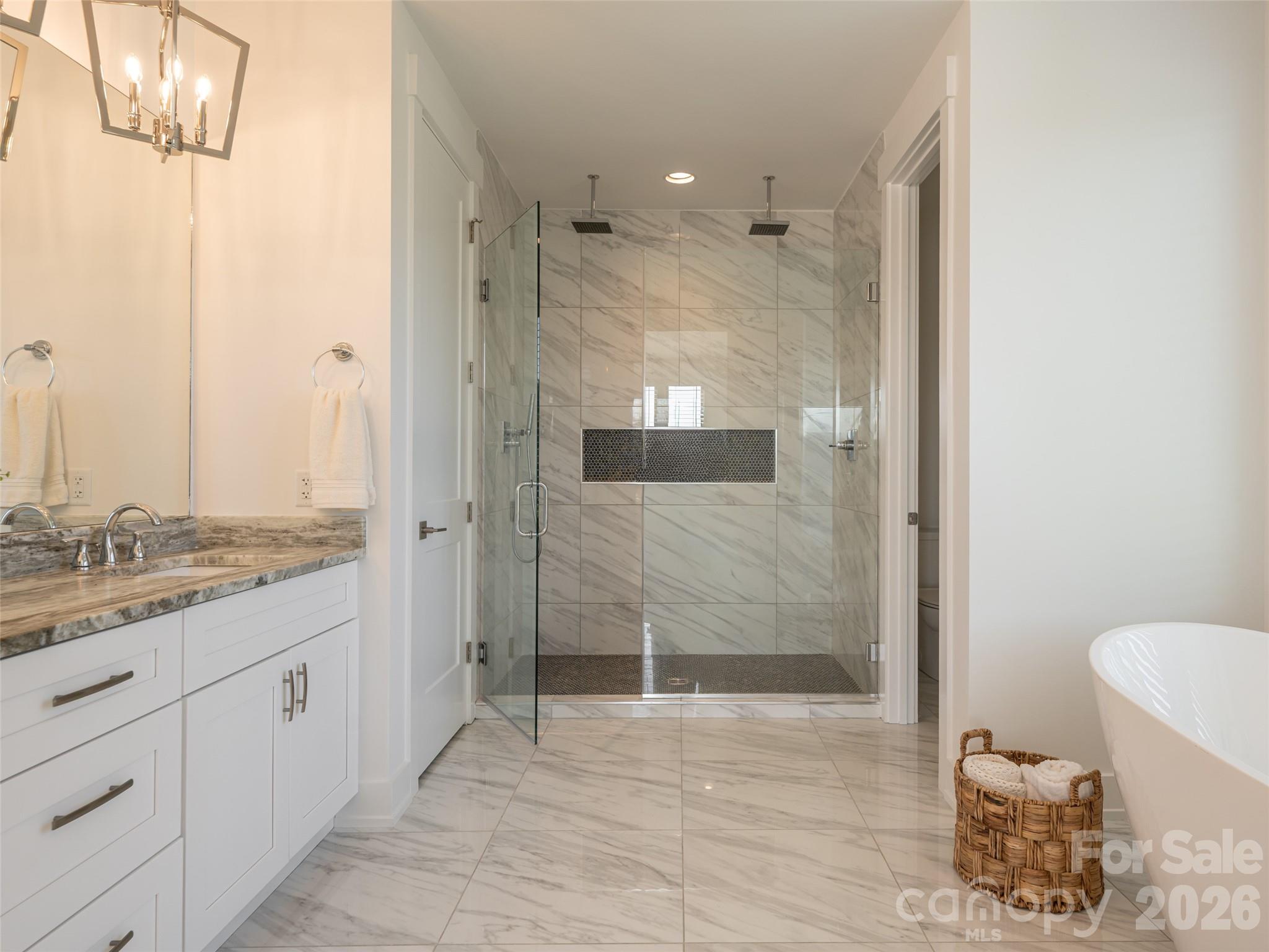 46 Solomia Drive — Mills River