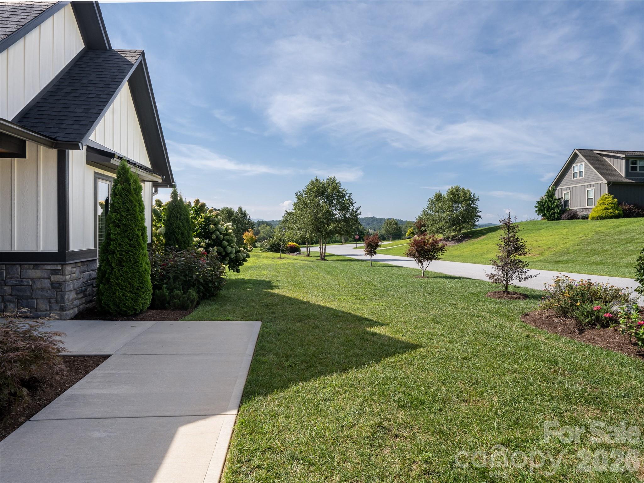 46 Solomia Drive — Mills River