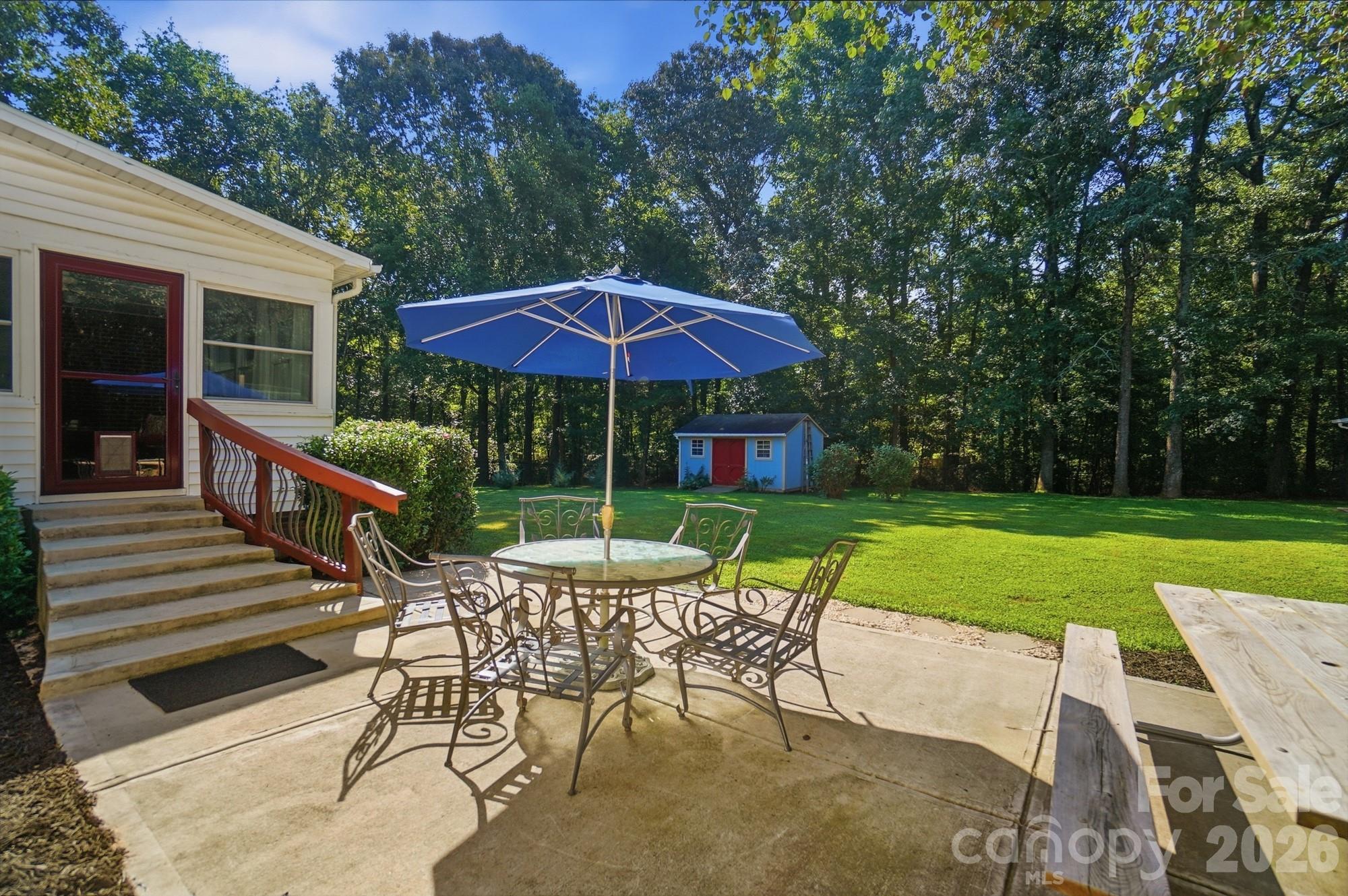 416 Ambrose Lane — Monroe