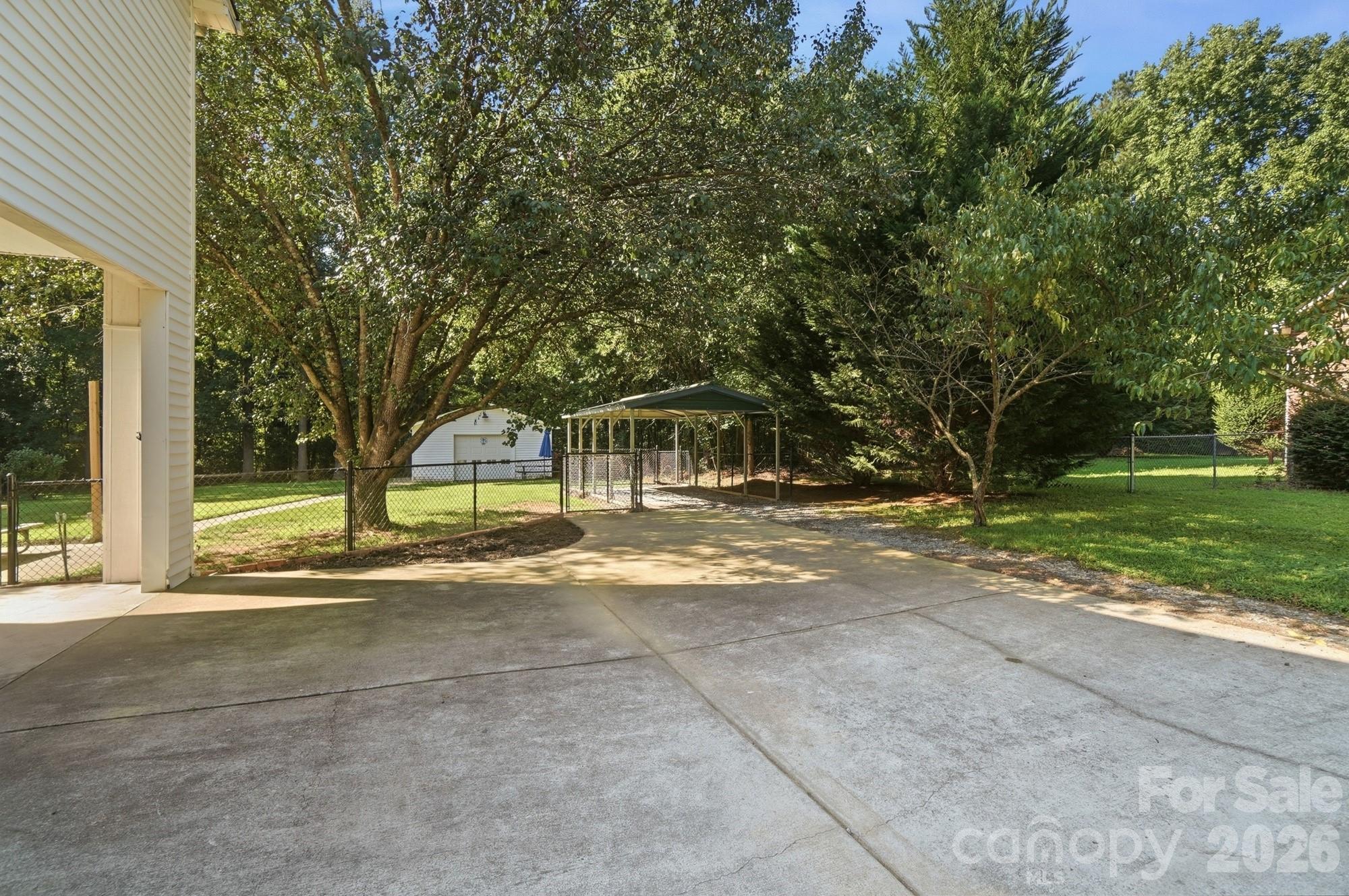 416 Ambrose Lane — Monroe