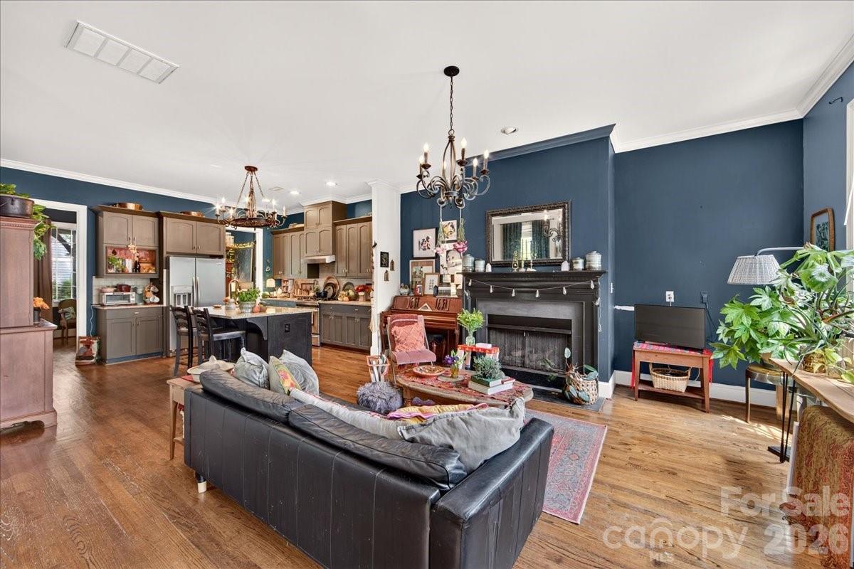 2049 Lexington Street — Belmont