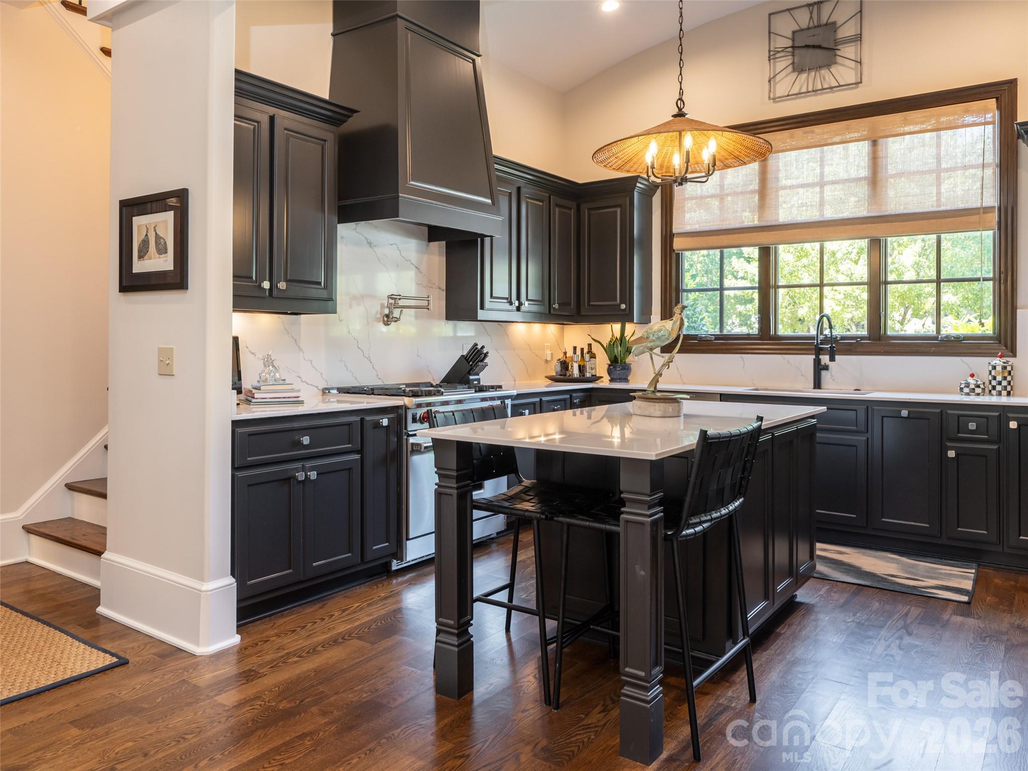 16 Village Oak Drive — Arden