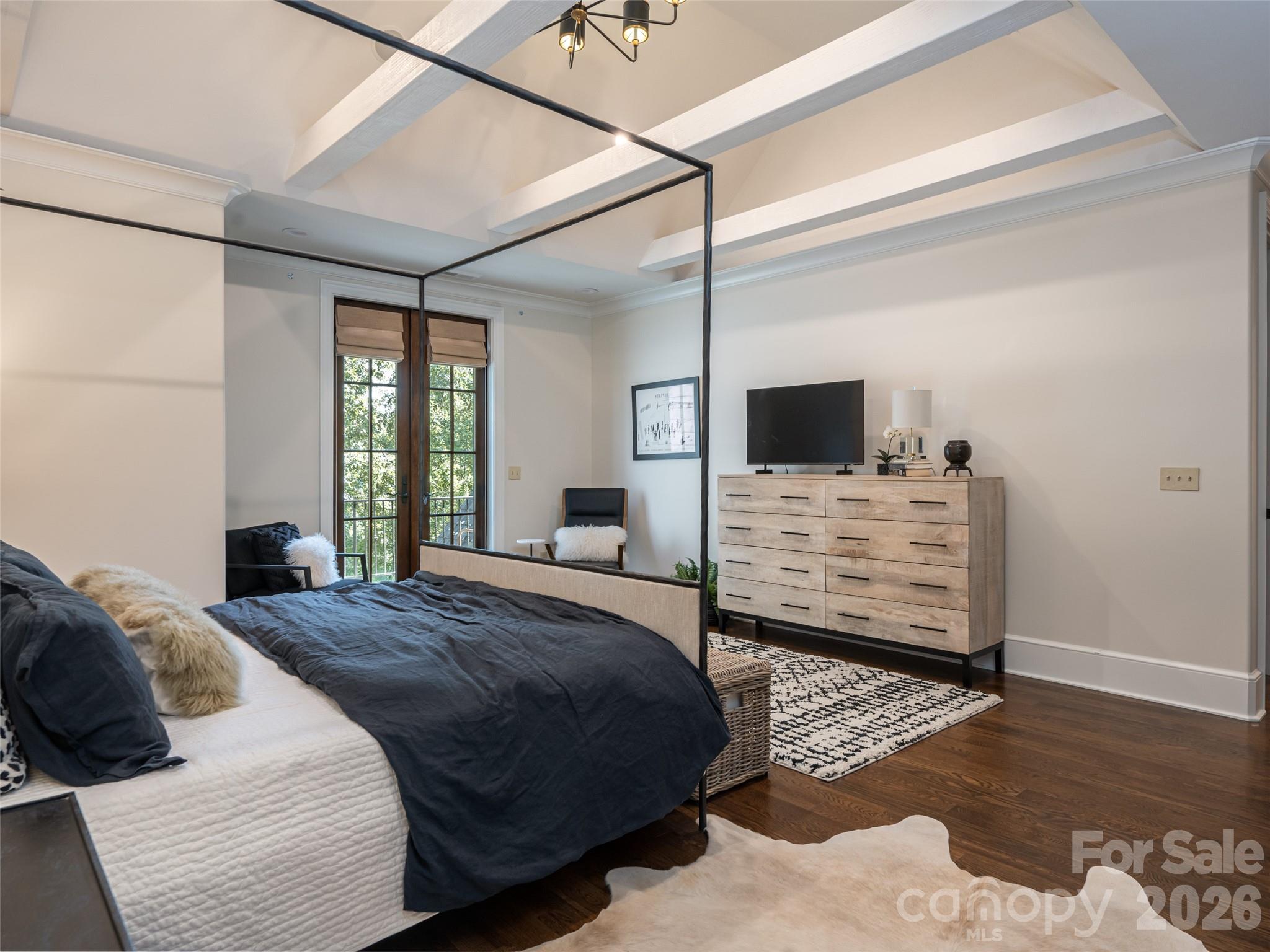 16 Village Oak Drive — Arden