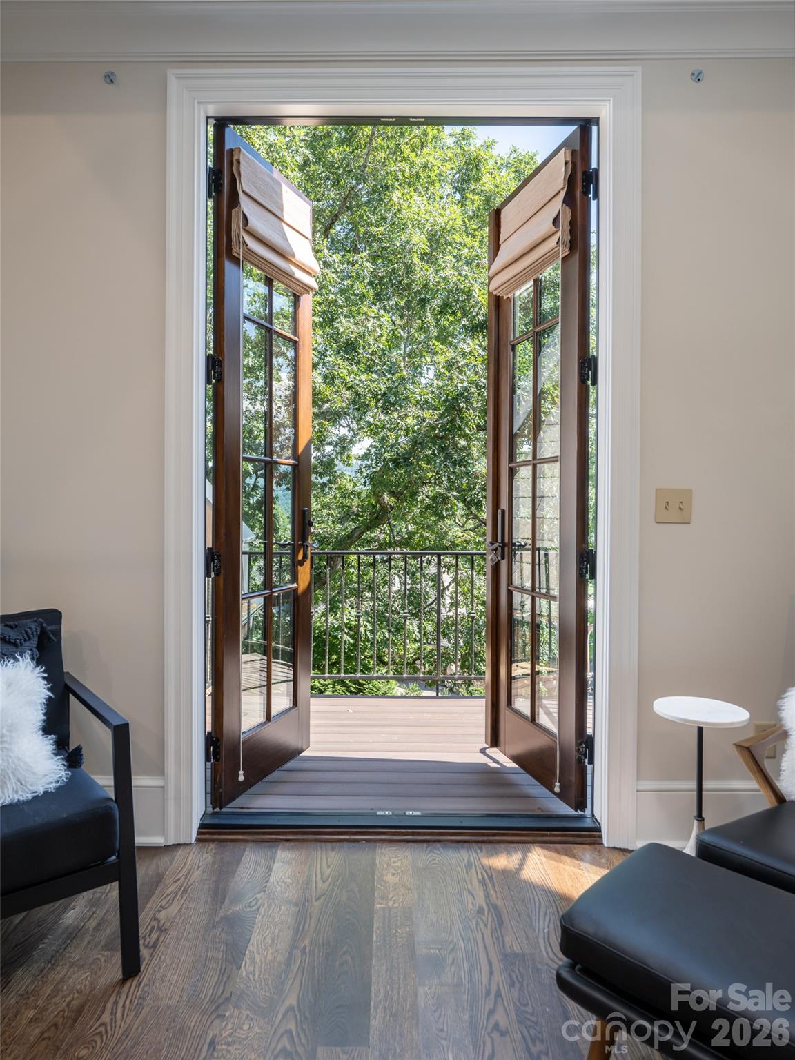 16 Village Oak Drive — Arden