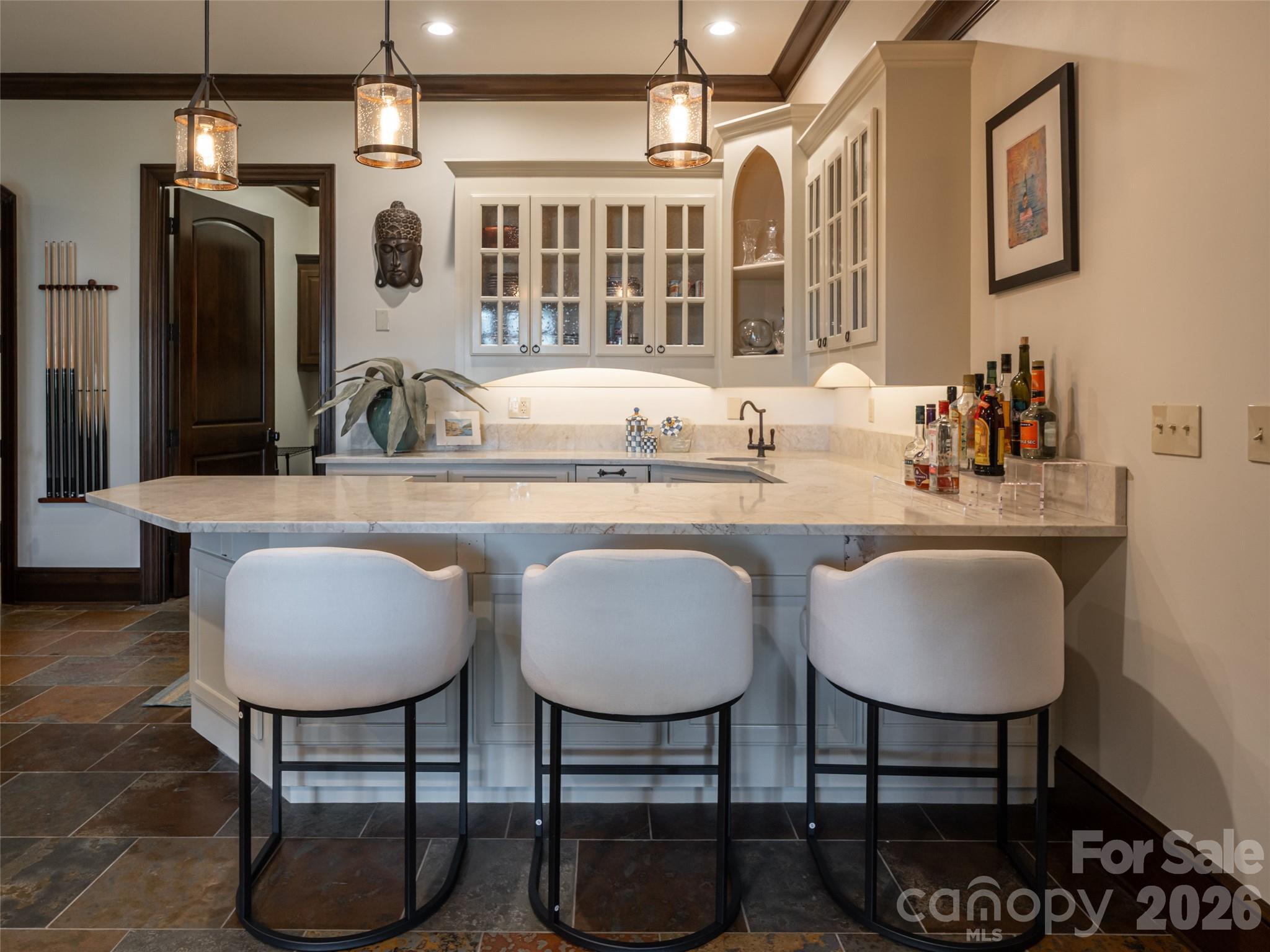 16 Village Oak Drive — Arden