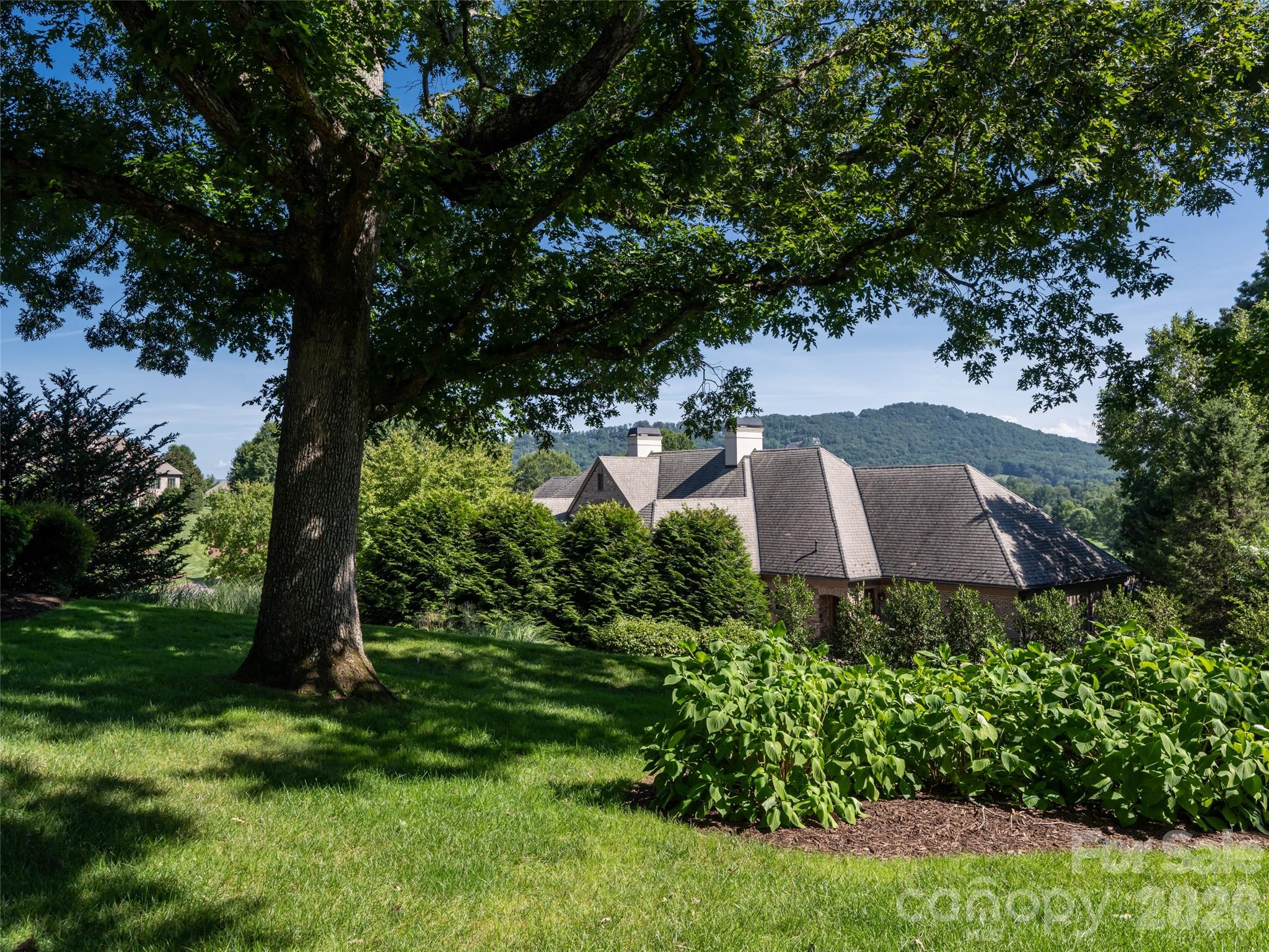 16 Village Oak Drive — Arden