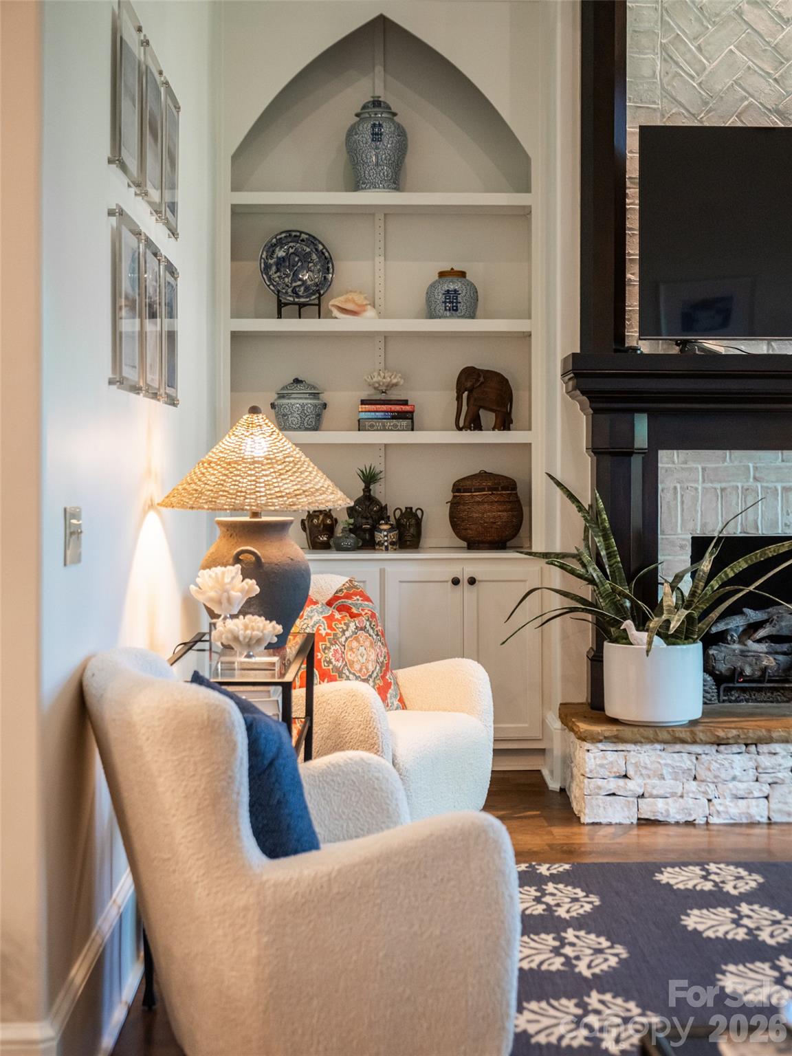 16 Village Oak Drive — Arden