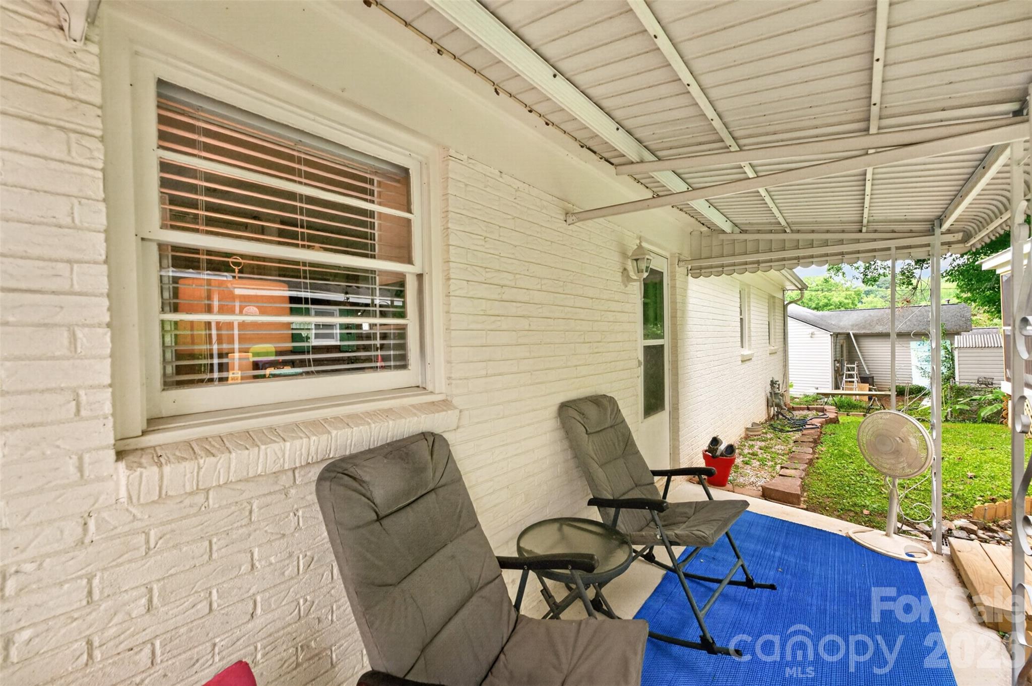 1063 14th Avenue NW — Hickory