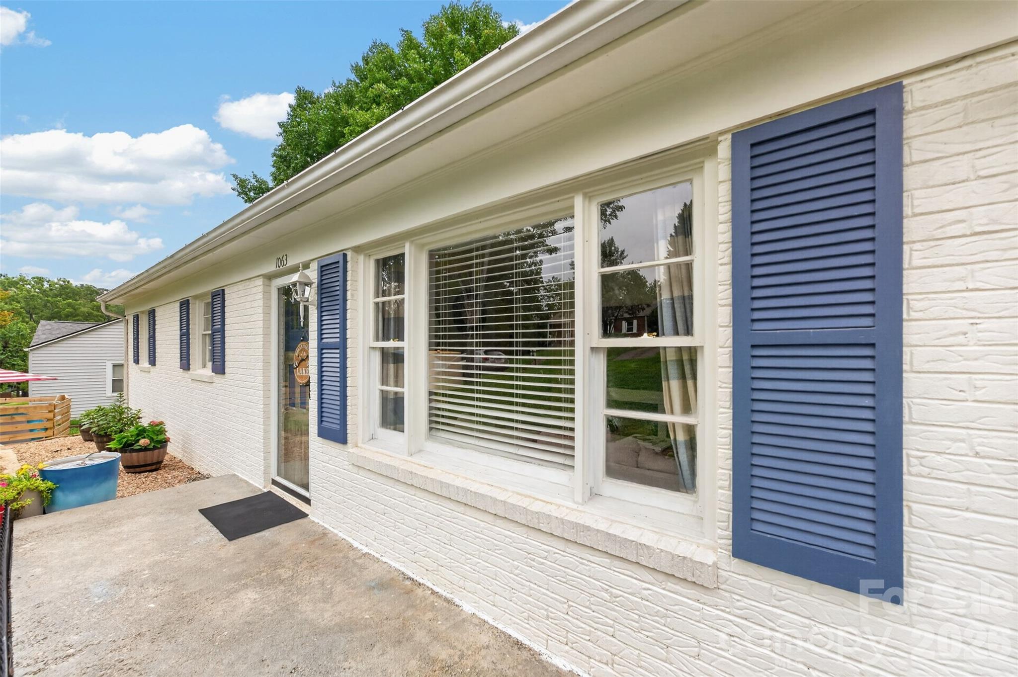 1063 14th Avenue NW — Hickory