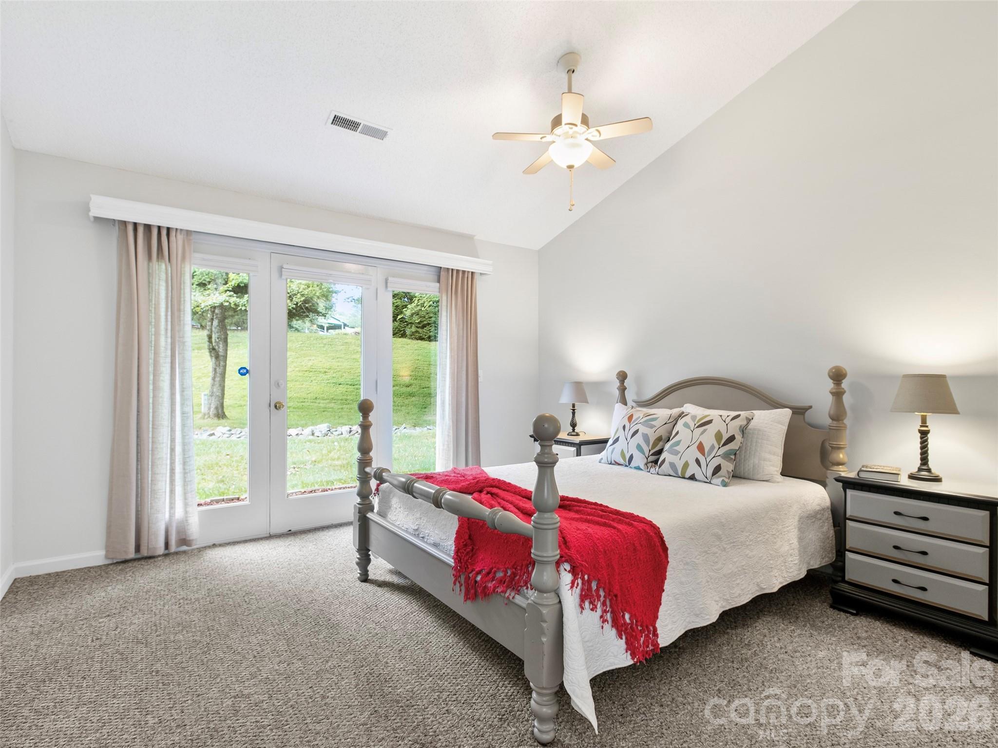 4 Tisha Lane — Hendersonville