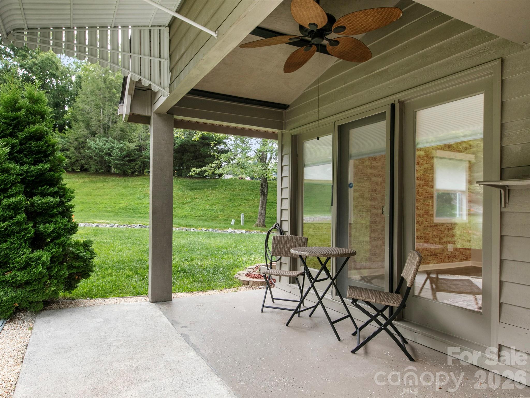 4 Tisha Lane — Hendersonville