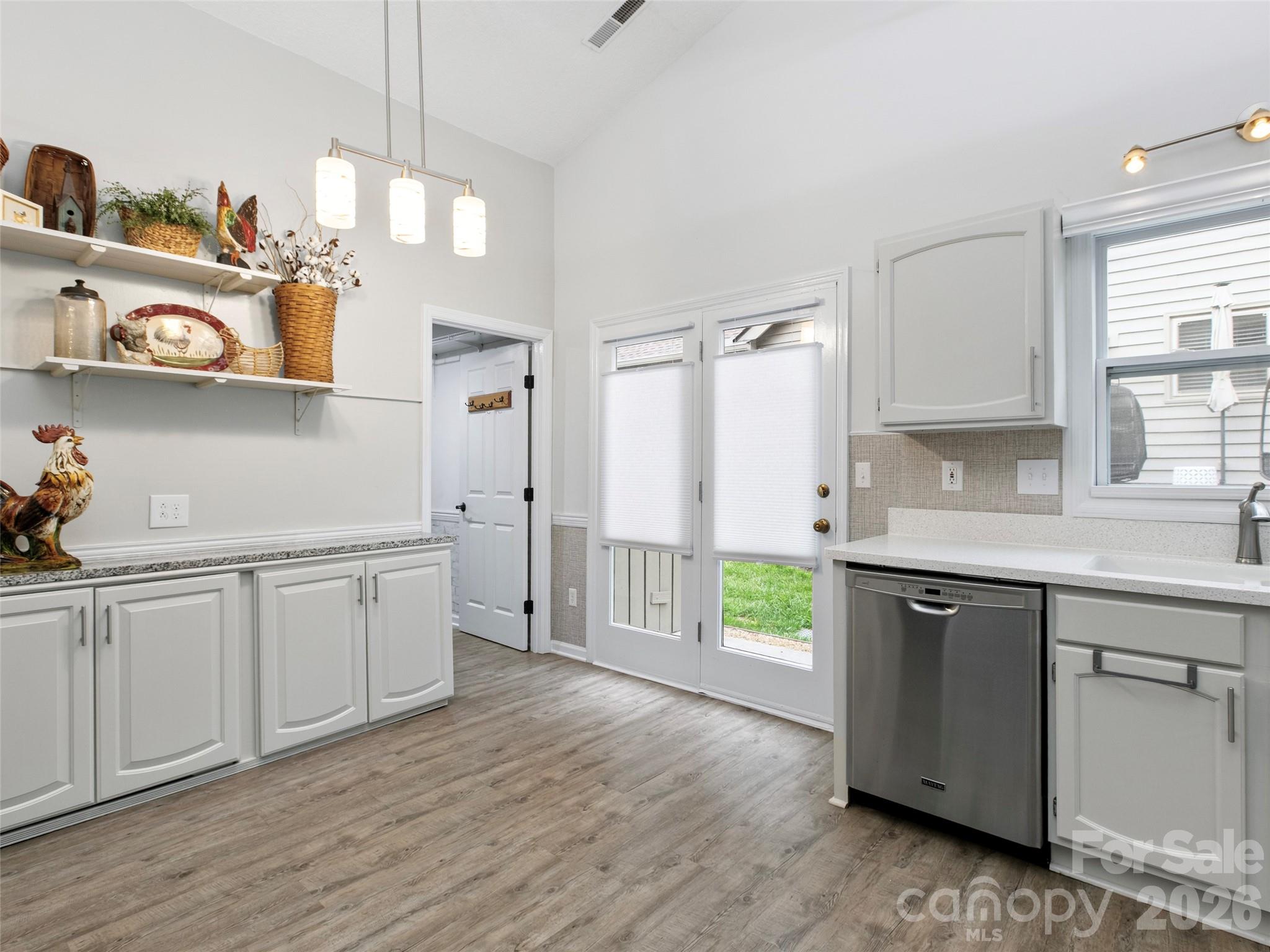 4 Tisha Lane — Hendersonville