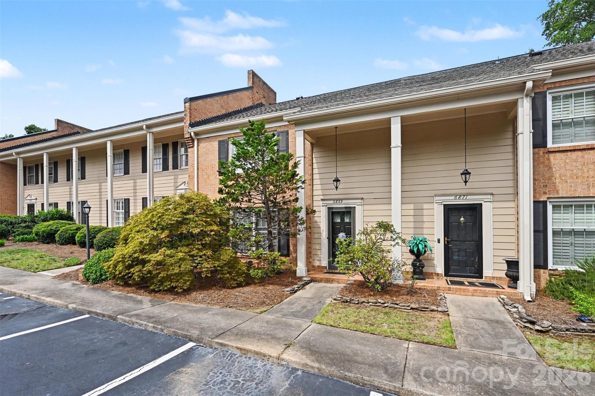 6869 Dumbarton Drive — Charlotte