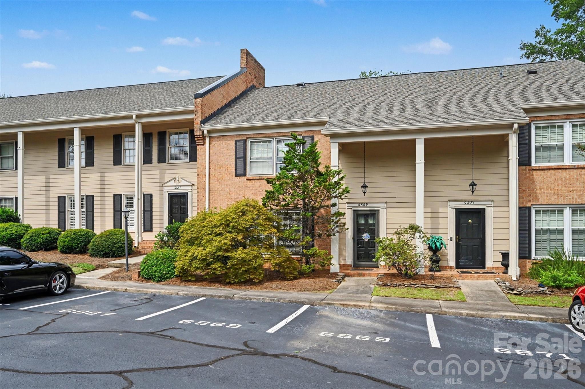 6869 Dumbarton Drive — Charlotte