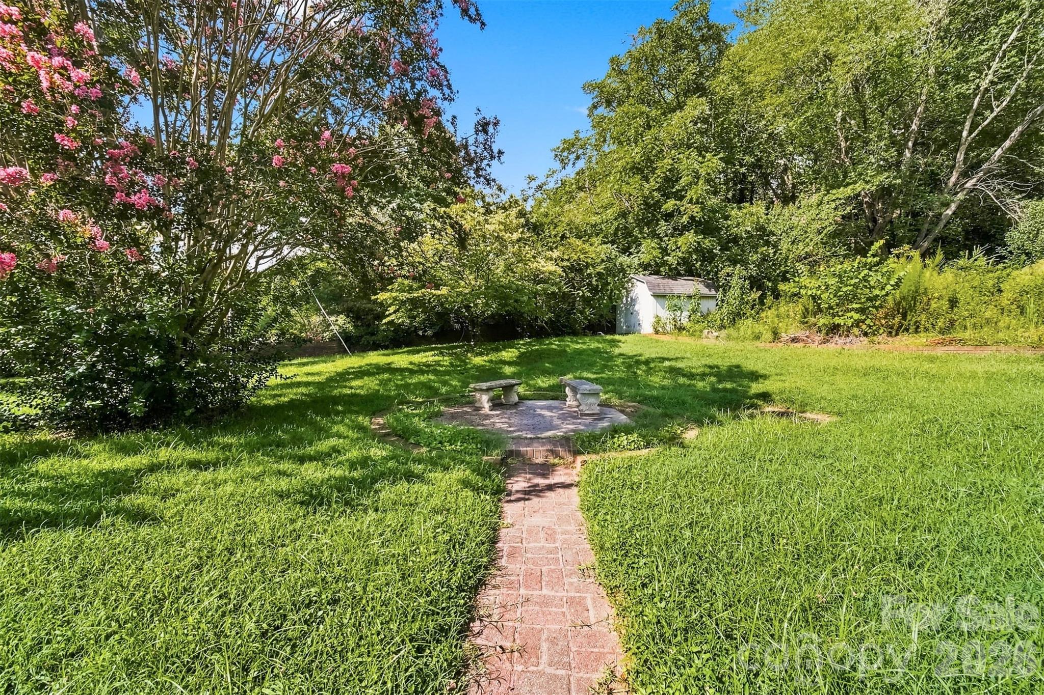324 Northwood Park — Taylorsville