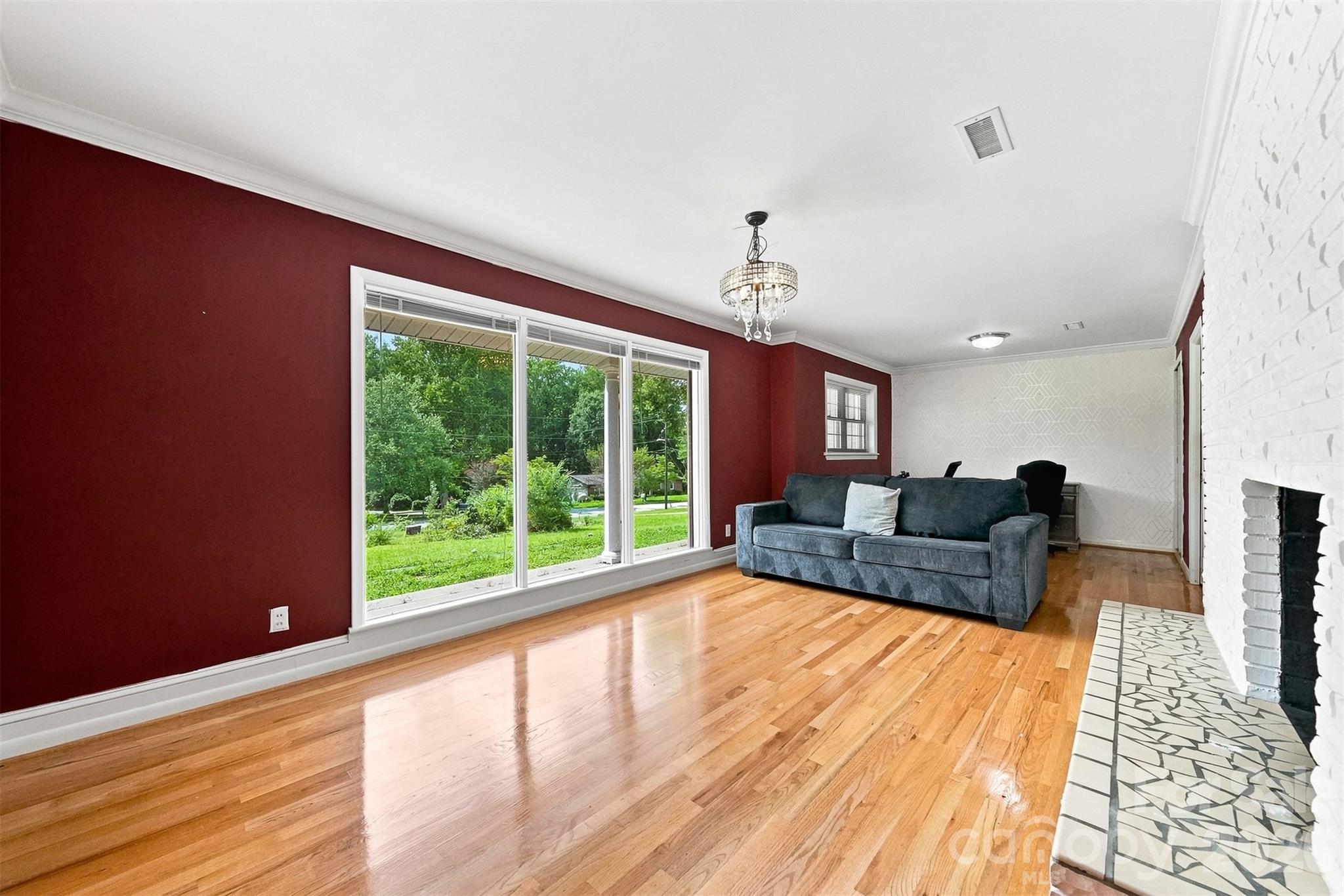 324 Northwood Park — Taylorsville