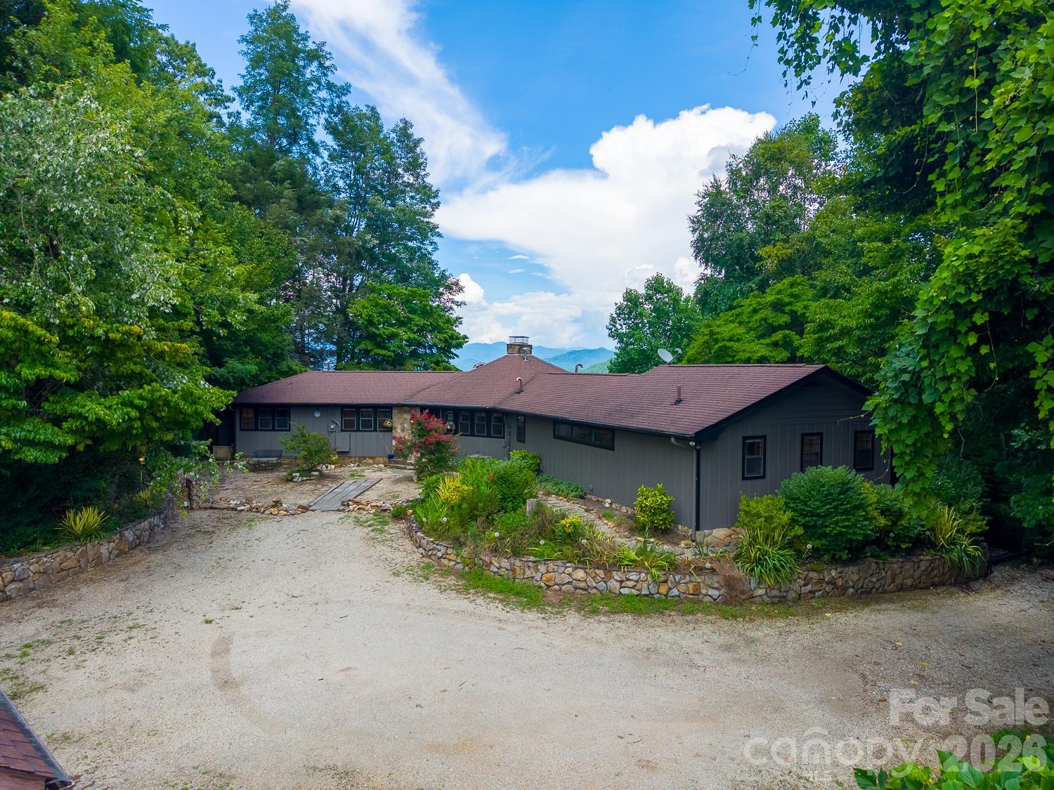 630 Smokey Vista Drive — Bryson City