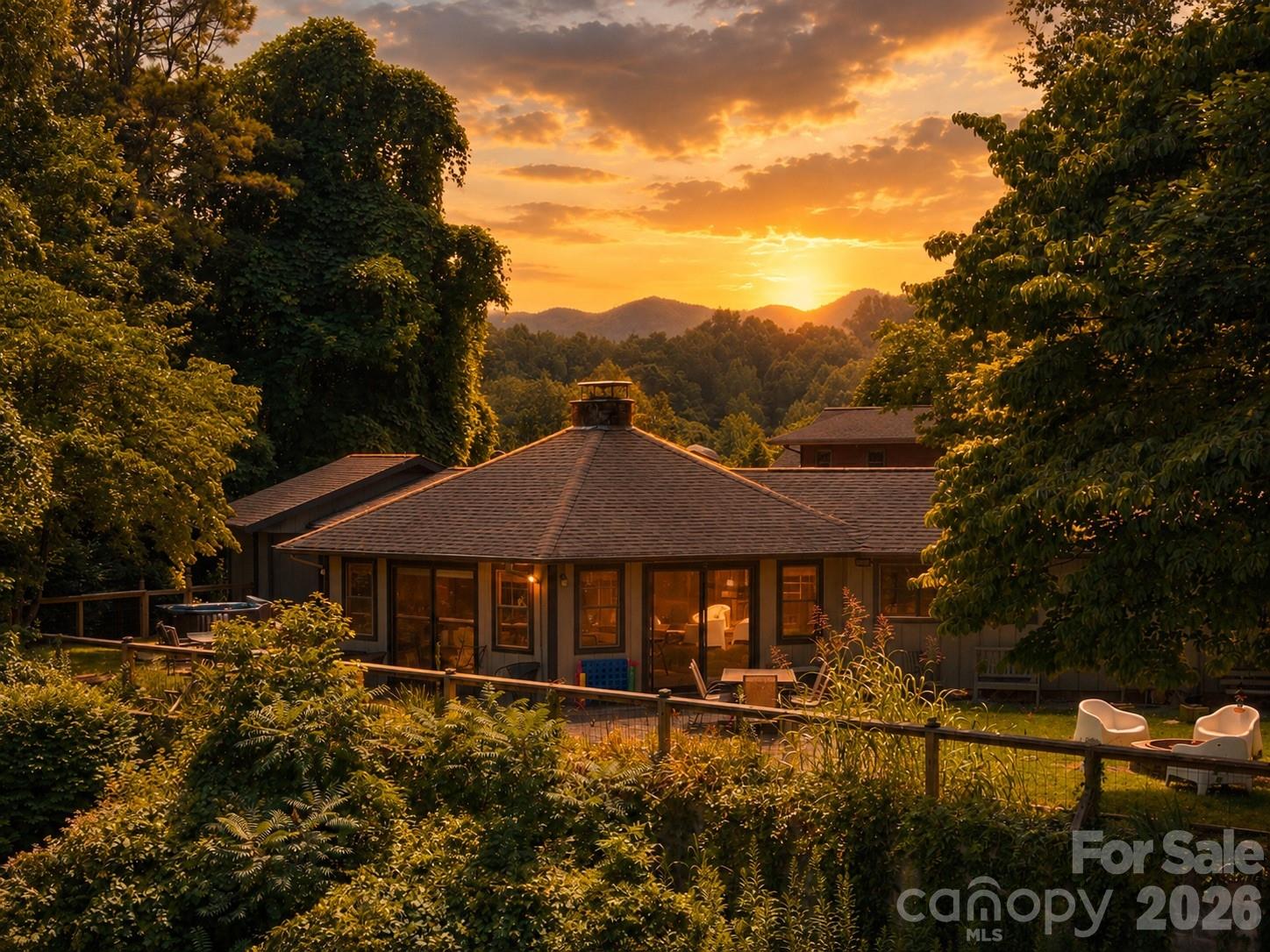 630 Smokey Vista Drive — Bryson City