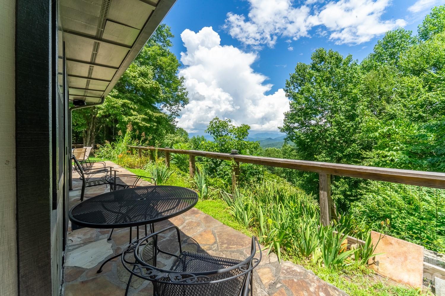 630 Smokey Vista Drive — Bryson City