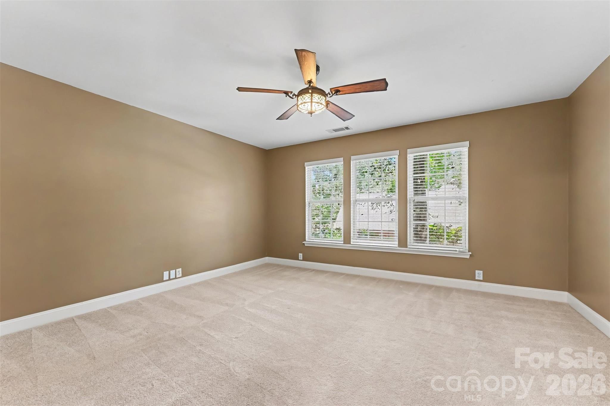 5625 Weddington Road — Concord