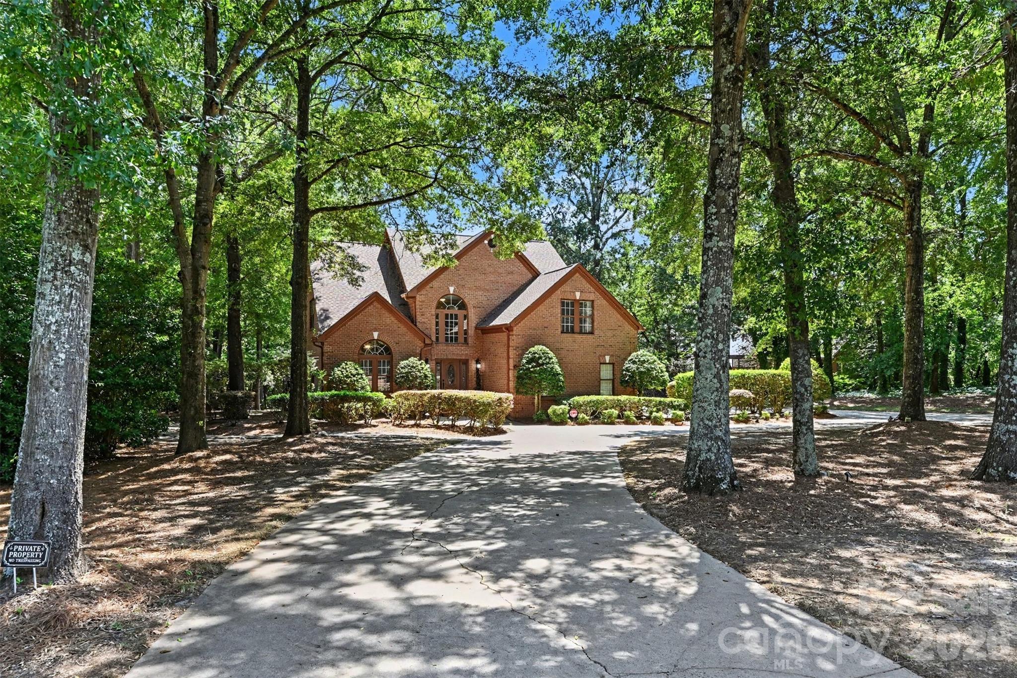 5625 Weddington Road — Concord