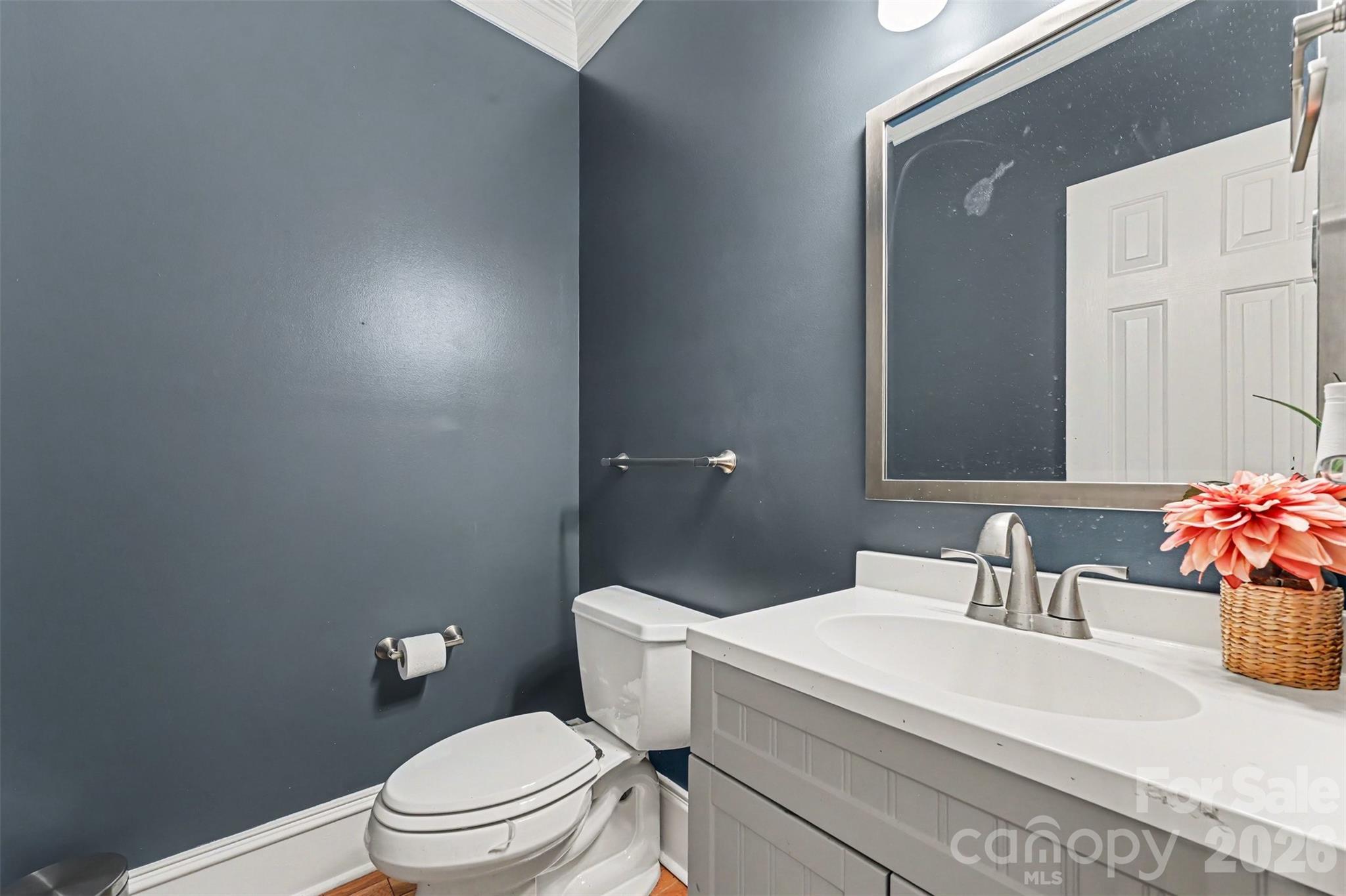 5625 Weddington Road — Concord