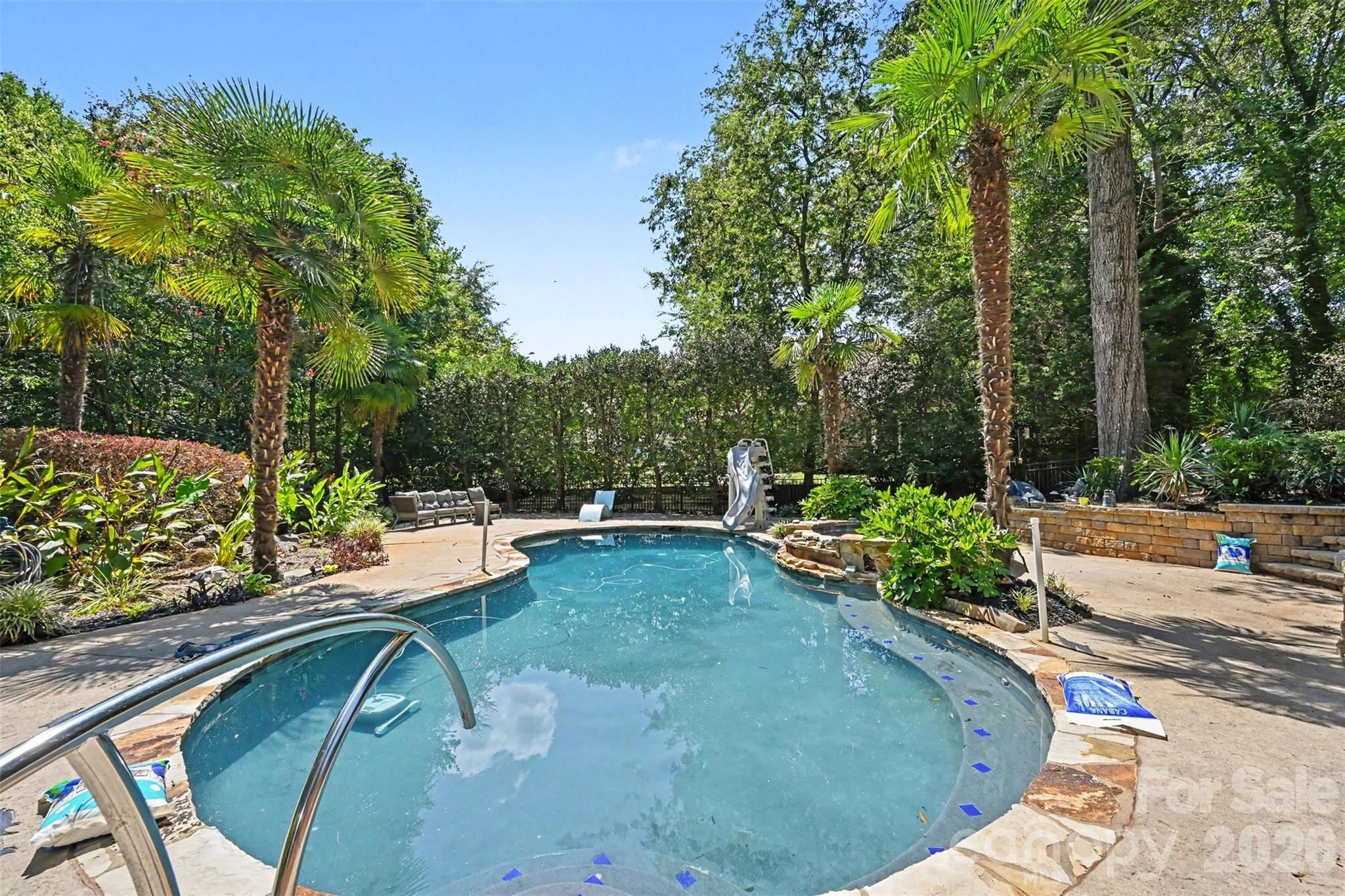 5625 Weddington Road — Concord
