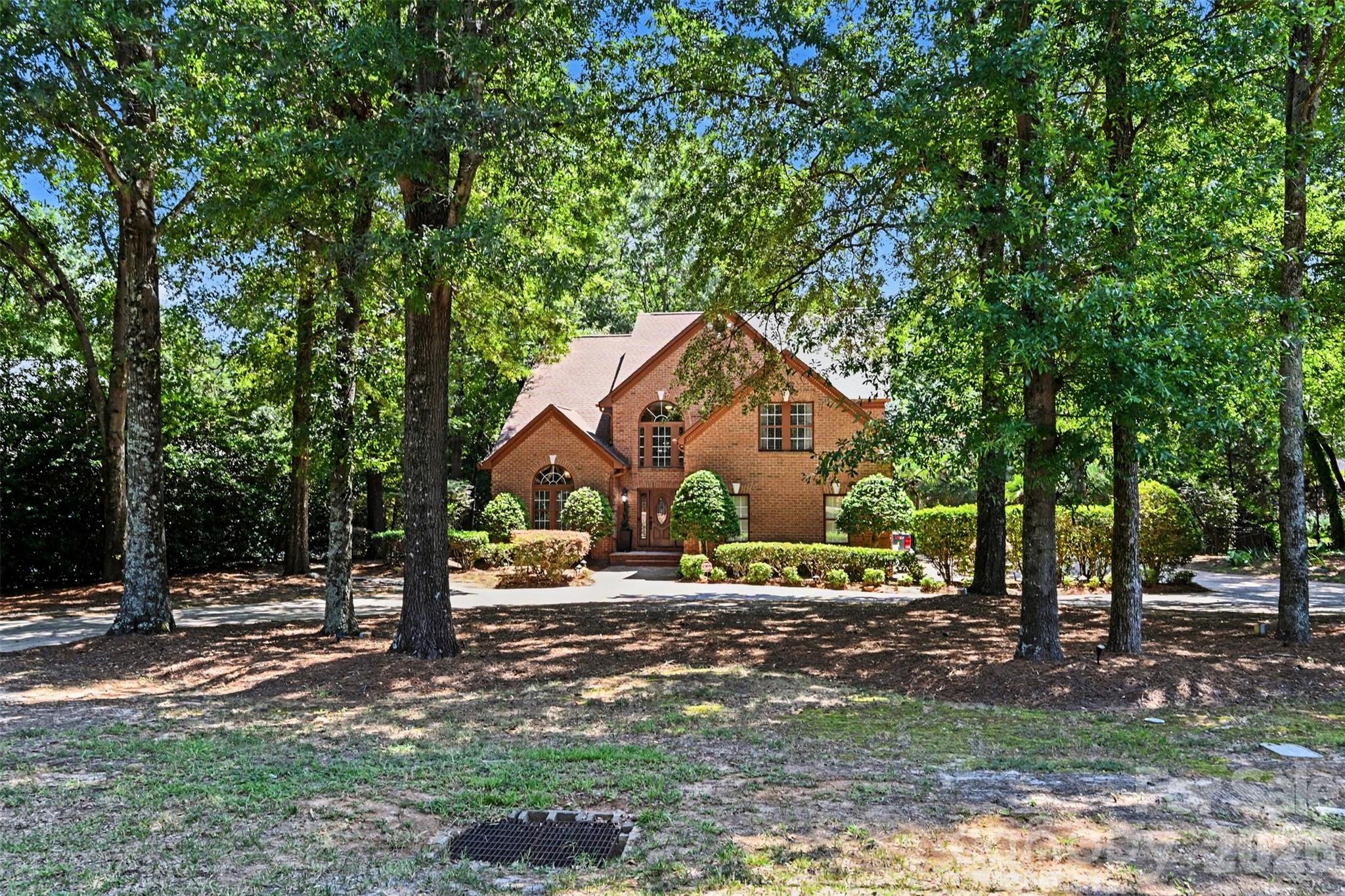 5625 Weddington Road — Concord