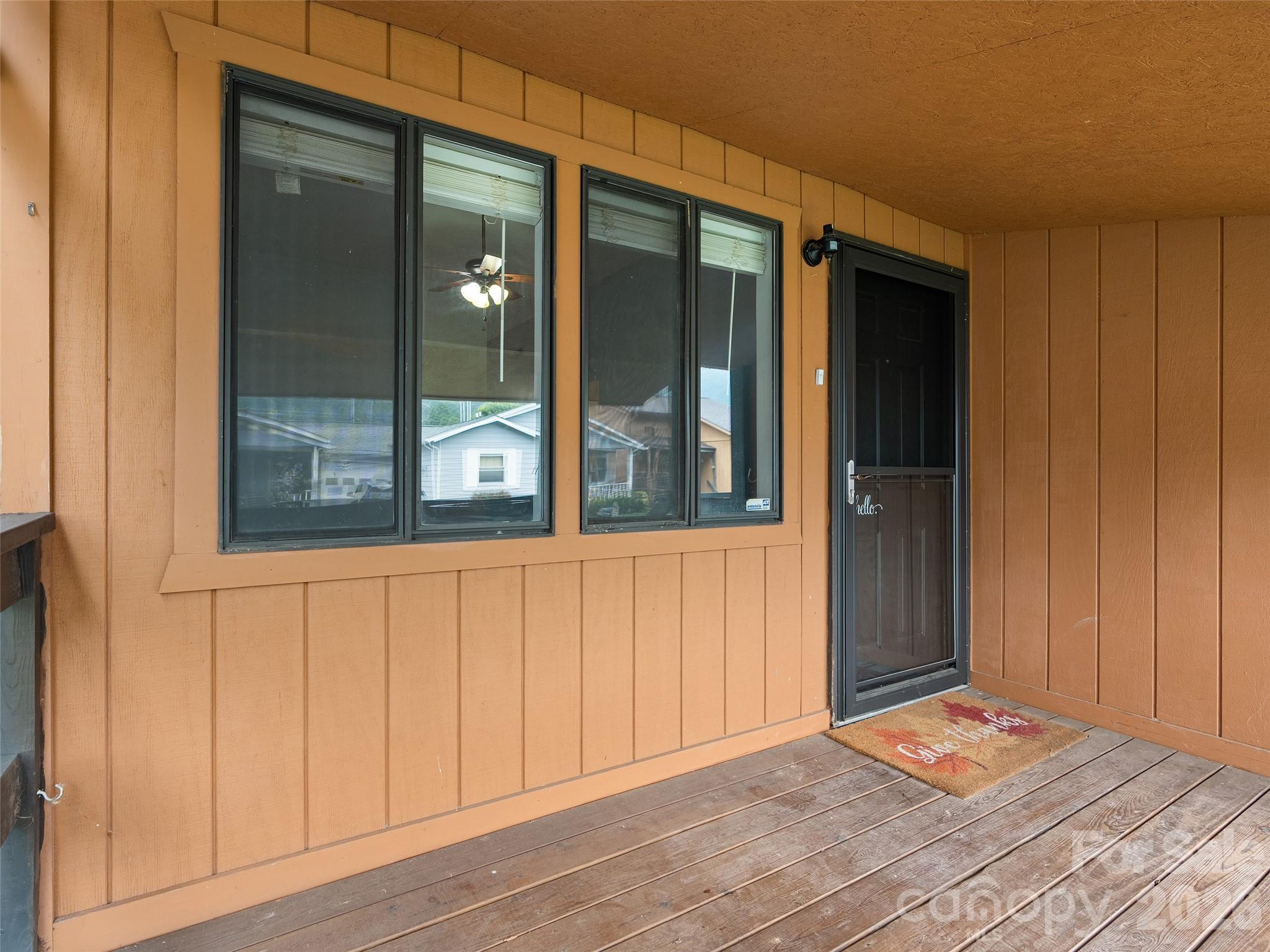 94 Market Street — Maggie Valley