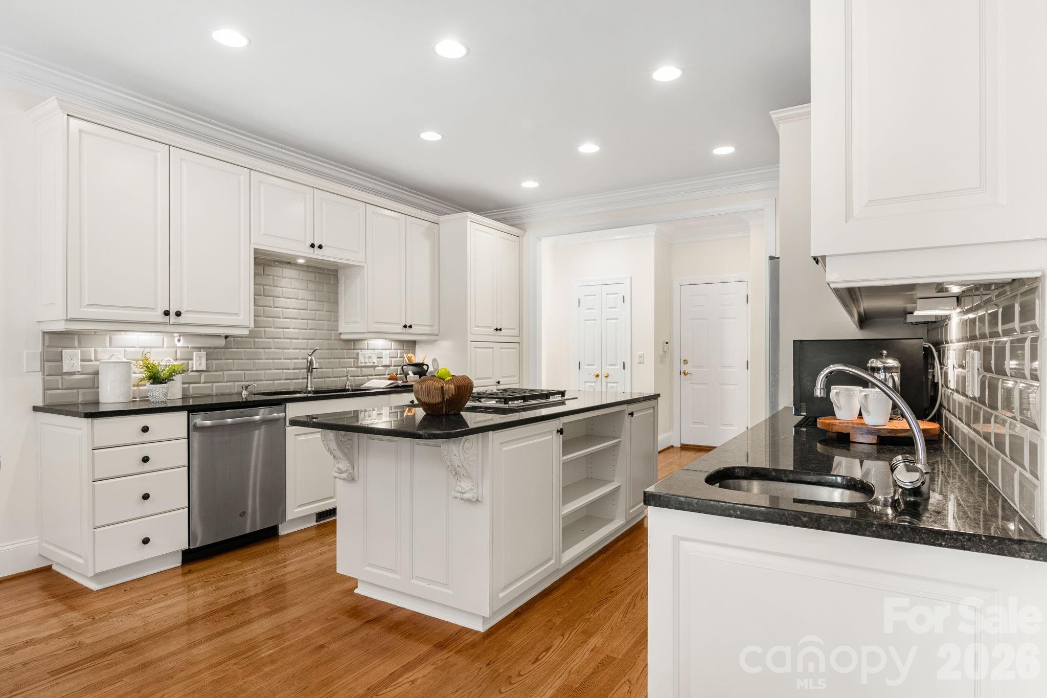 5604 Challis View Lane — Charlotte