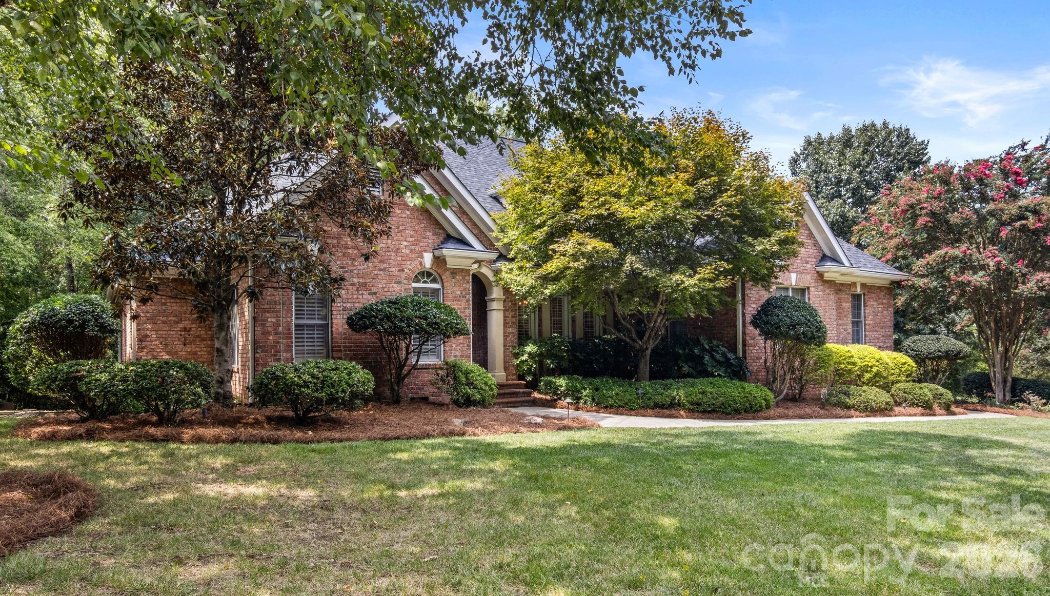 5604 Challis View Lane — Charlotte